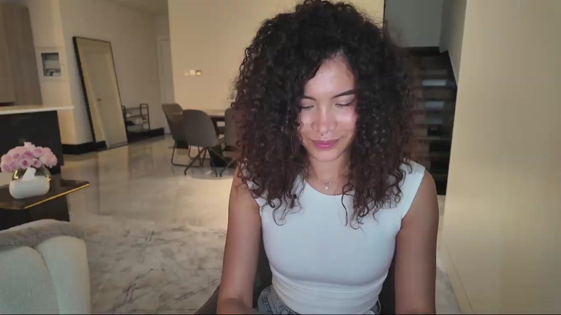 Gallery image thumbnail from Dreamg's myfreecams stream on, 07/29/2026, 14:31 image 8 of 20