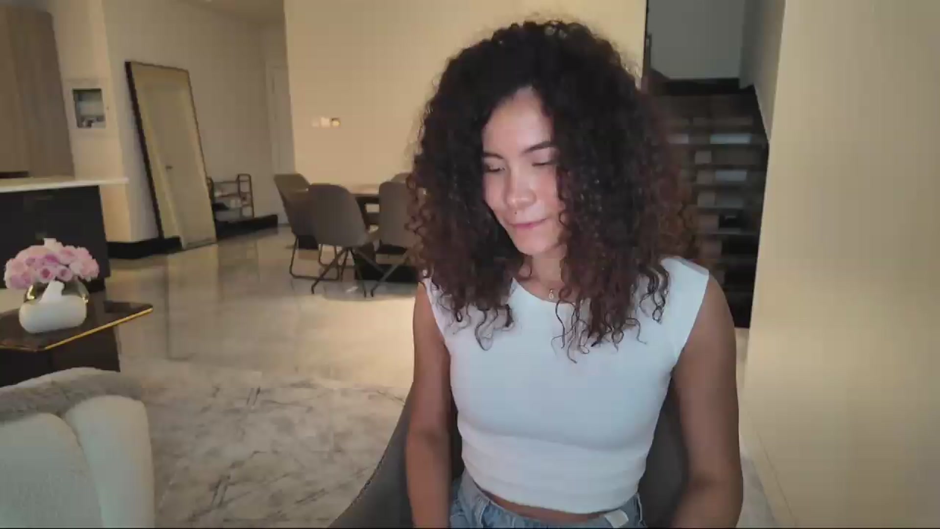Gallery image thumbnail from Dreamg's myfreecams stream on, 07/29/2026, 14:31 image 10 of 20