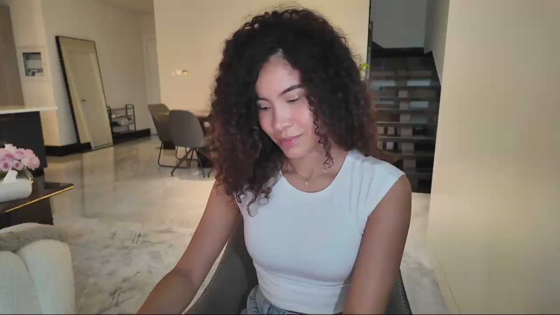 Gallery image thumbnail from Dreamg's myfreecams stream on, 07/29/2026, 14:31 image 3 of 20