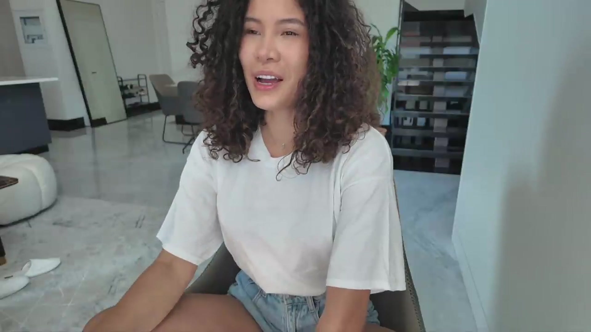Gallery image thumbnail from Dreamg's myfreecams stream on, 08/07/2026, 12:33 image 20 of 20