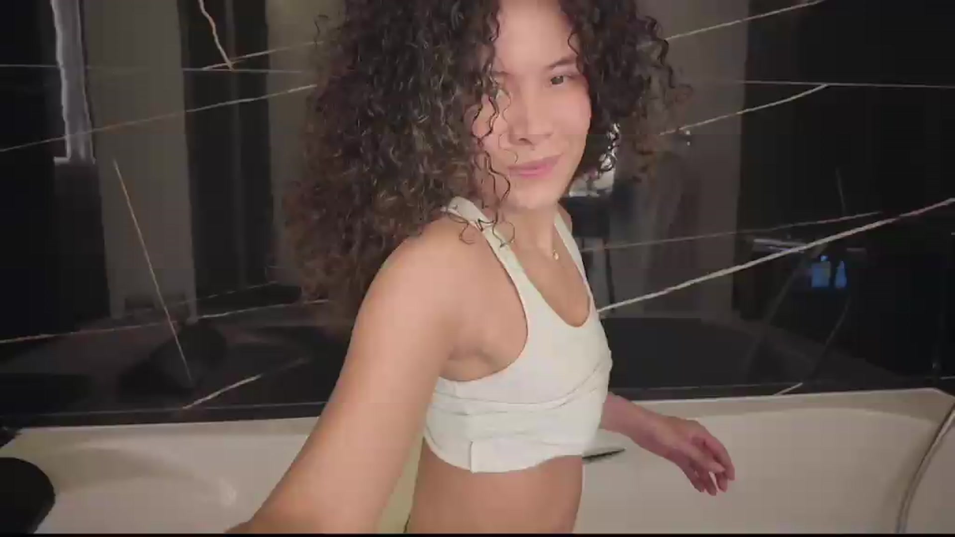 Gallery image thumbnail from Dreamg's myfreecams stream on, 09/07/2026, 21:15 image 5 of 20