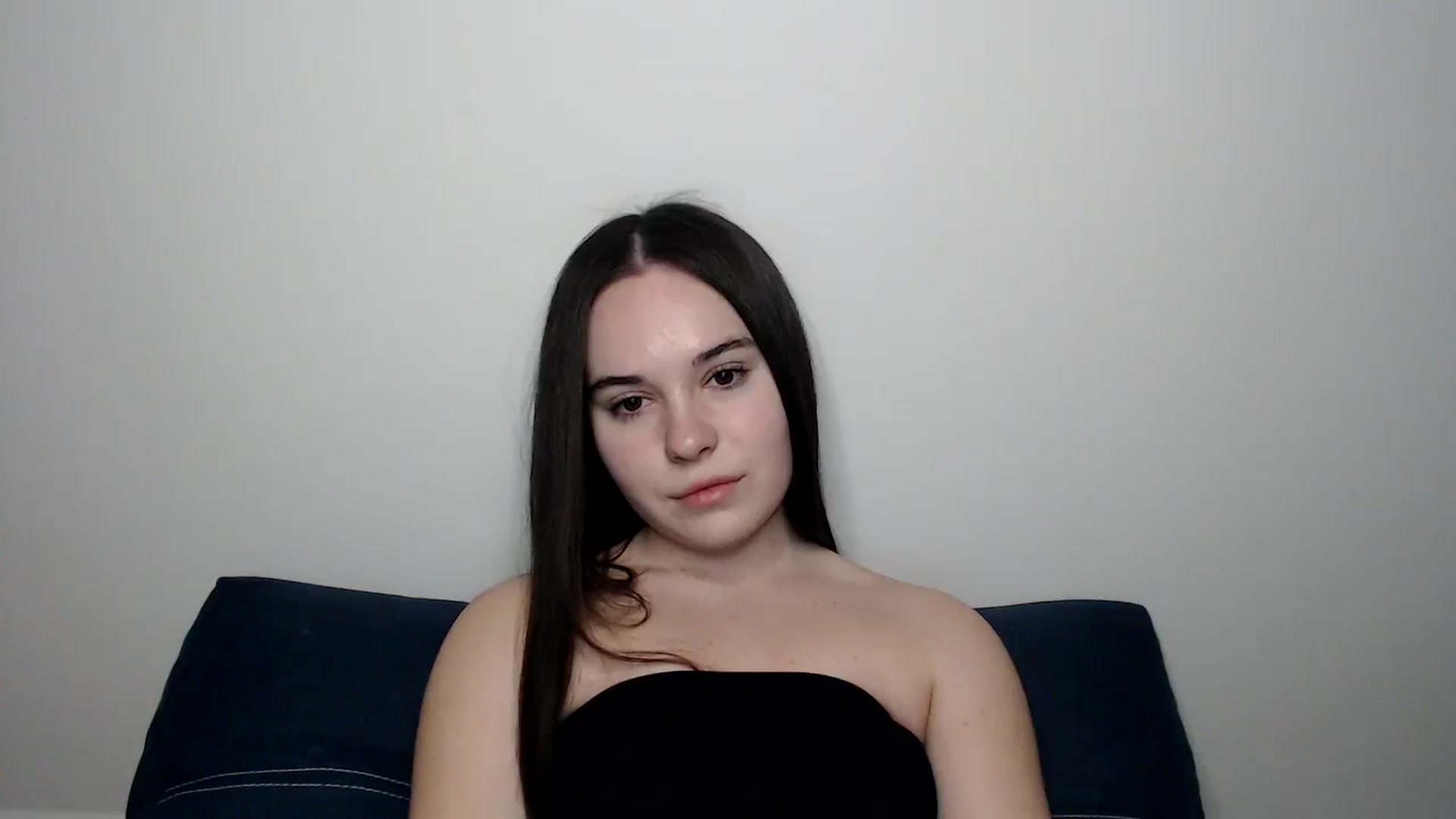 Gallery image thumbnail from Dreamies's myfreecams stream on, 03/11/2025, 16:52 image 4 of 20