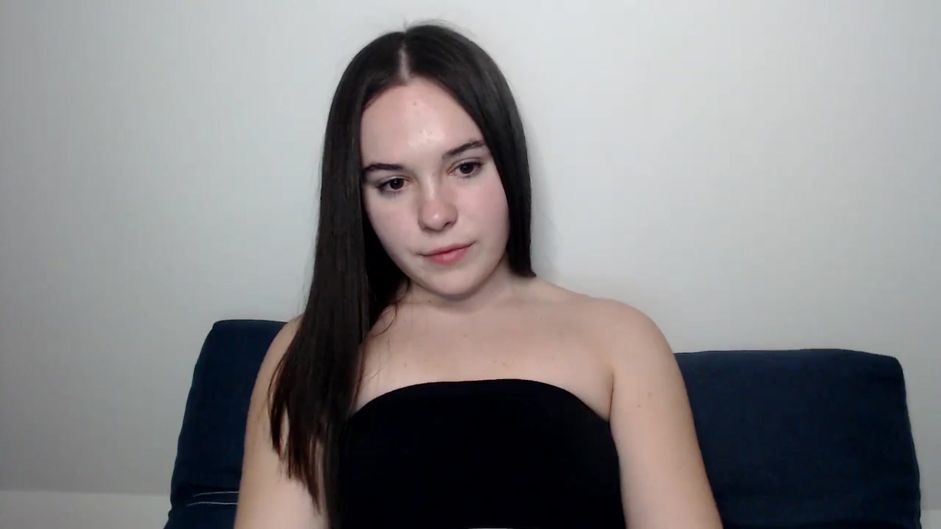 Gallery image thumbnail from Dreamies's myfreecams stream on, 03/11/2025, 18:36 image 2 of 20