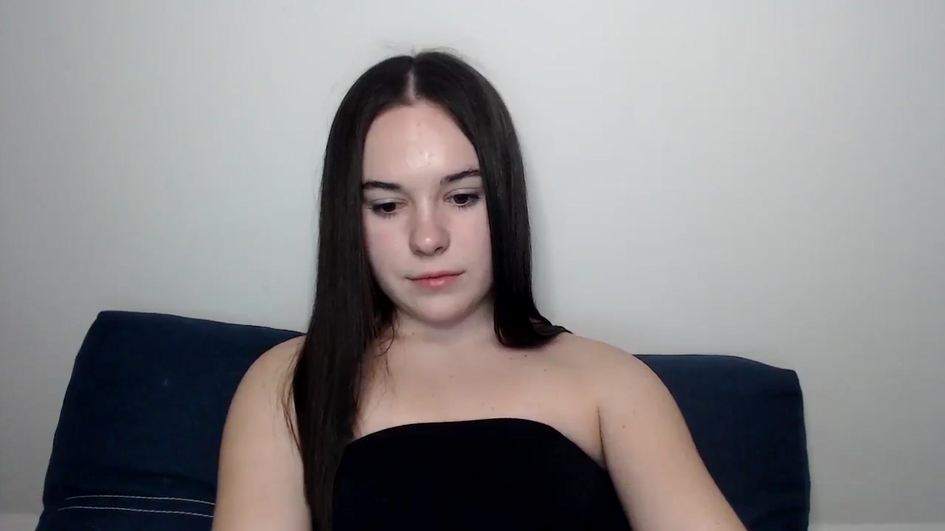 Gallery image thumbnail from Dreamies's myfreecams stream on, 03/11/2025, 18:36 image 15 of 20