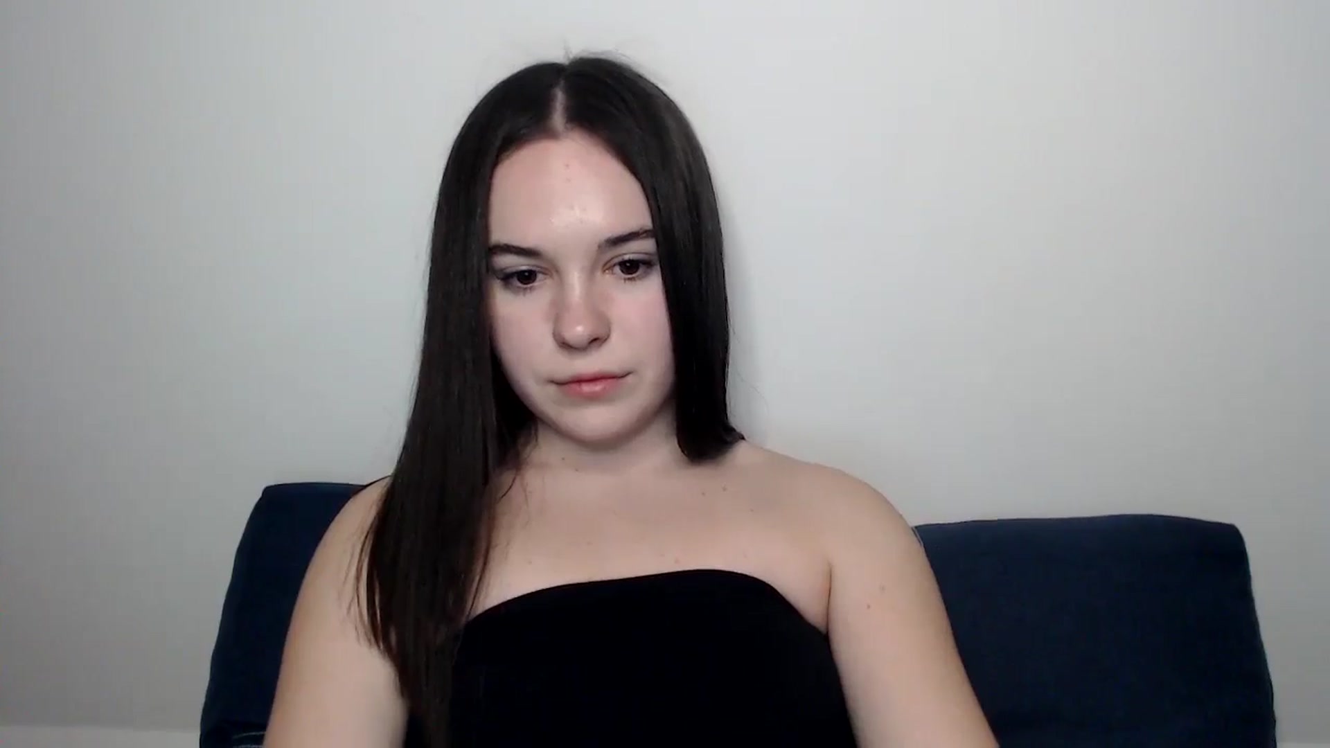 Gallery image thumbnail from Dreamies's myfreecams stream on, 03/11/2025, 18:36 image 9 of 20