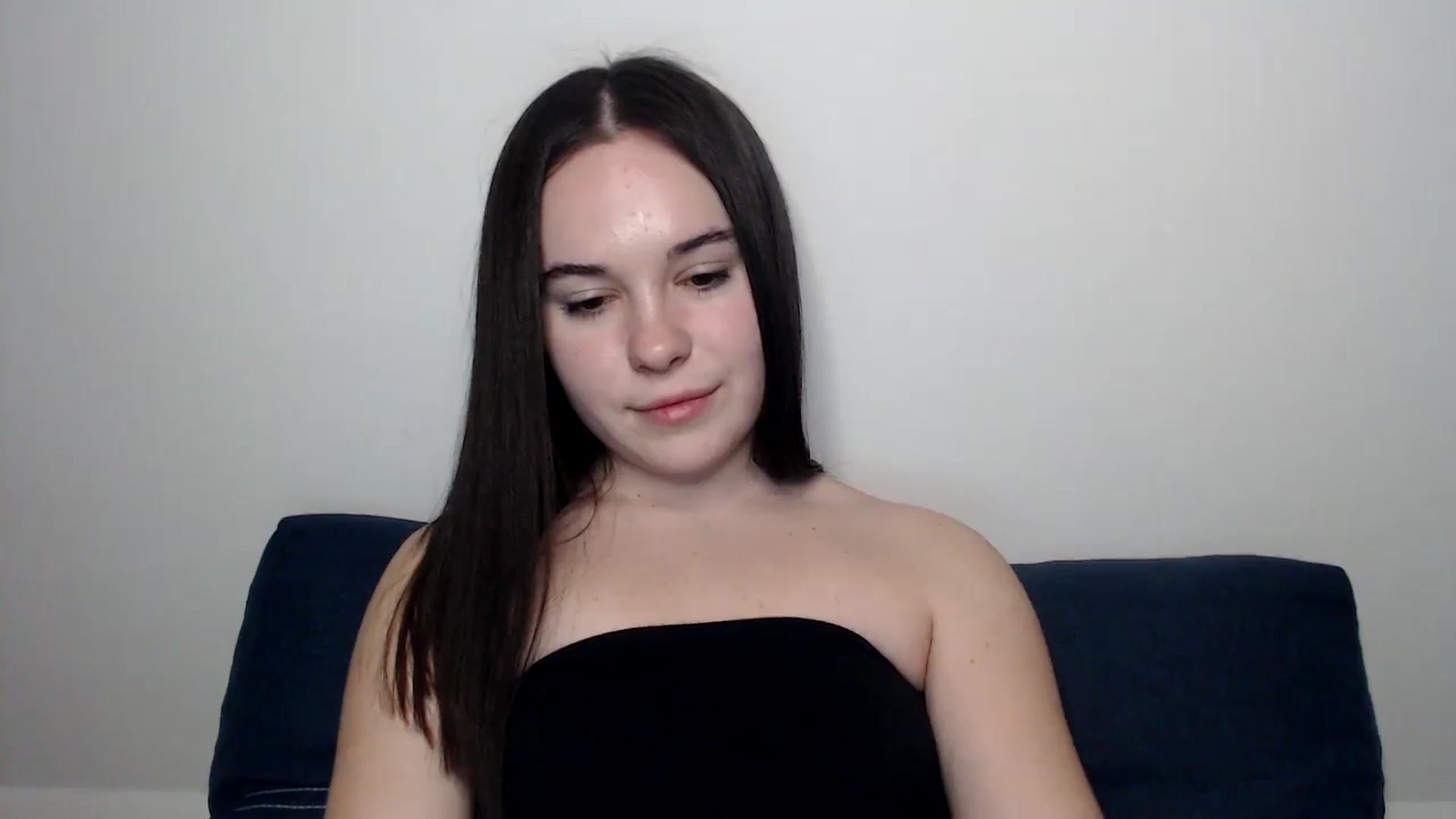 Gallery image thumbnail from Dreamies's myfreecams stream on, 03/11/2025, 18:36 image 10 of 20
