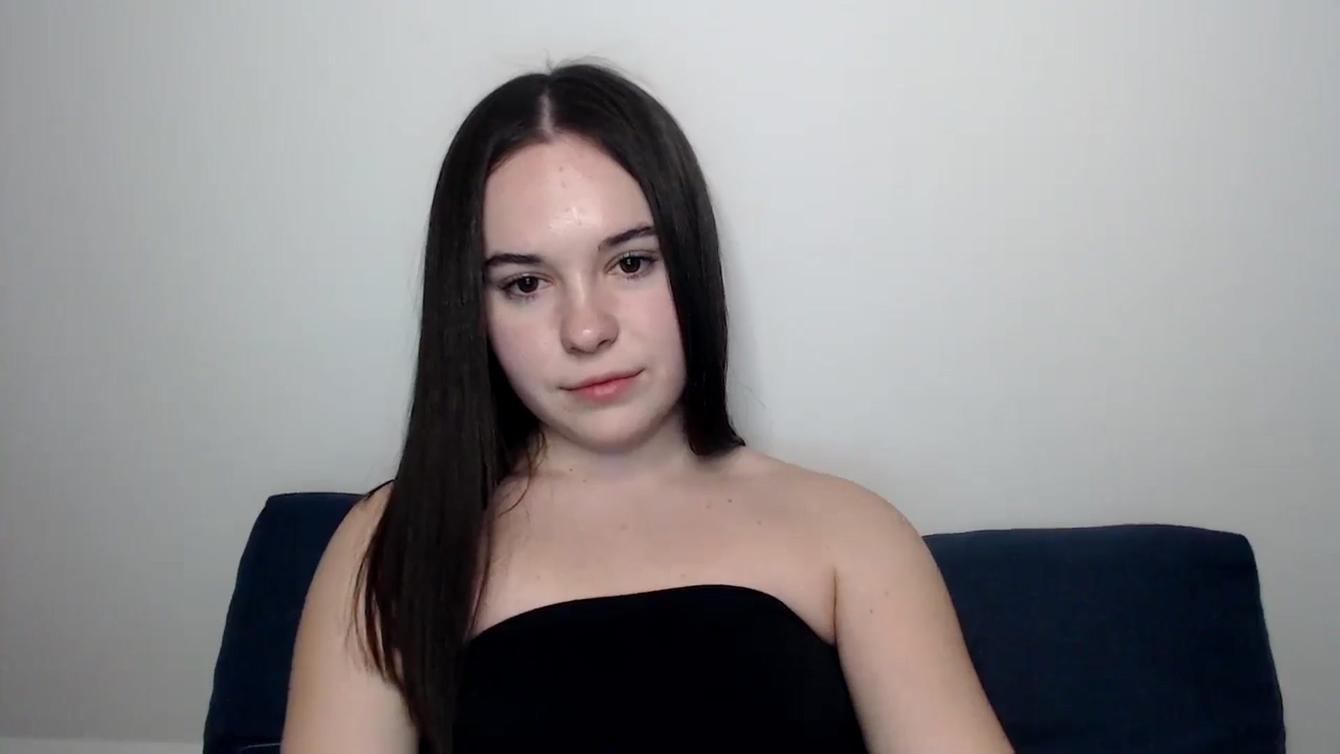 Gallery image thumbnail from Dreamies's myfreecams stream on, 03/11/2025, 18:36 image 8 of 20