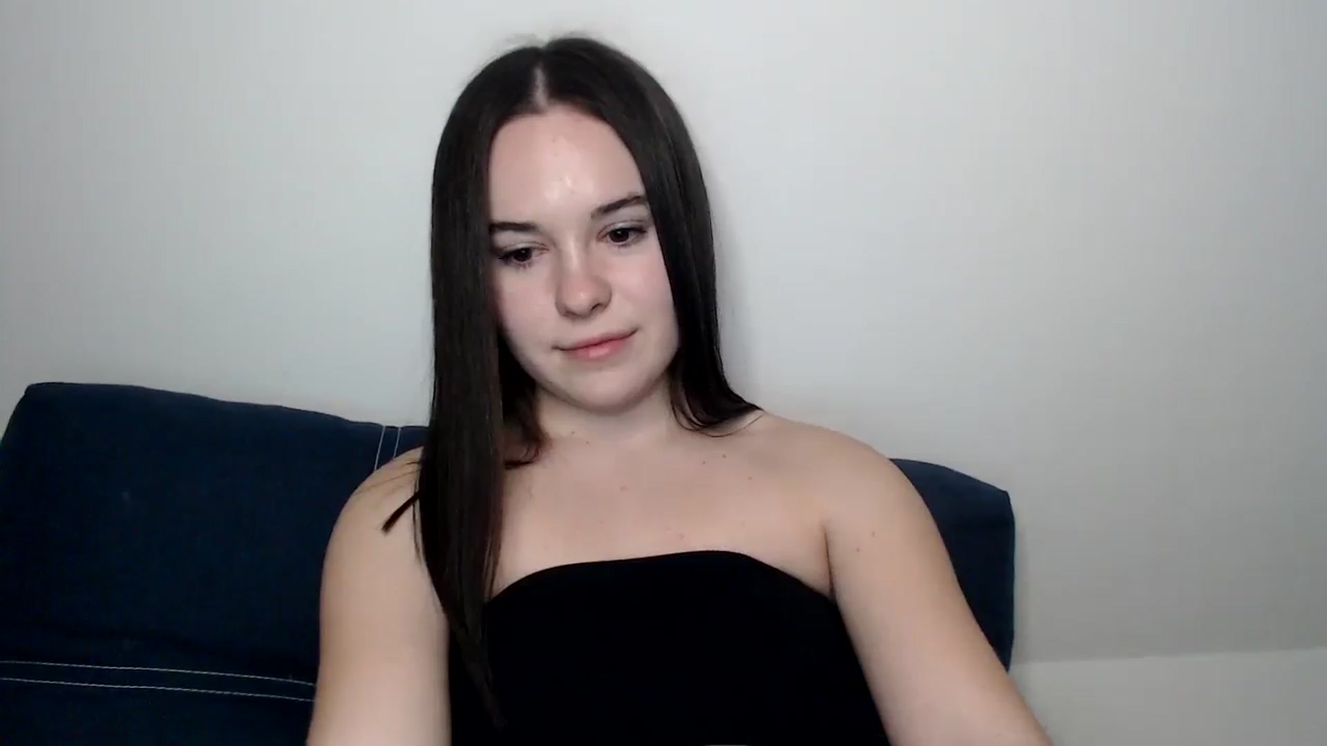 Gallery image thumbnail from Dreamies's myfreecams stream on, 03/11/2025, 20:00 image 12 of 20