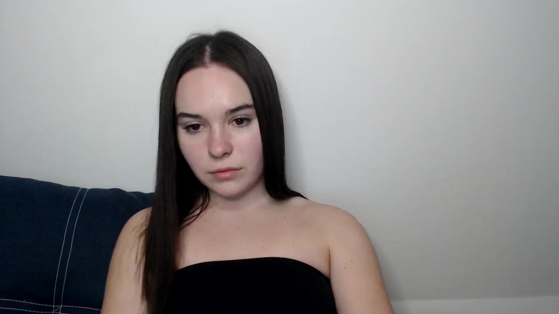 Gallery image thumbnail from Dreamies's myfreecams stream on, 03/13/2025, 20:47 image 17 of 20