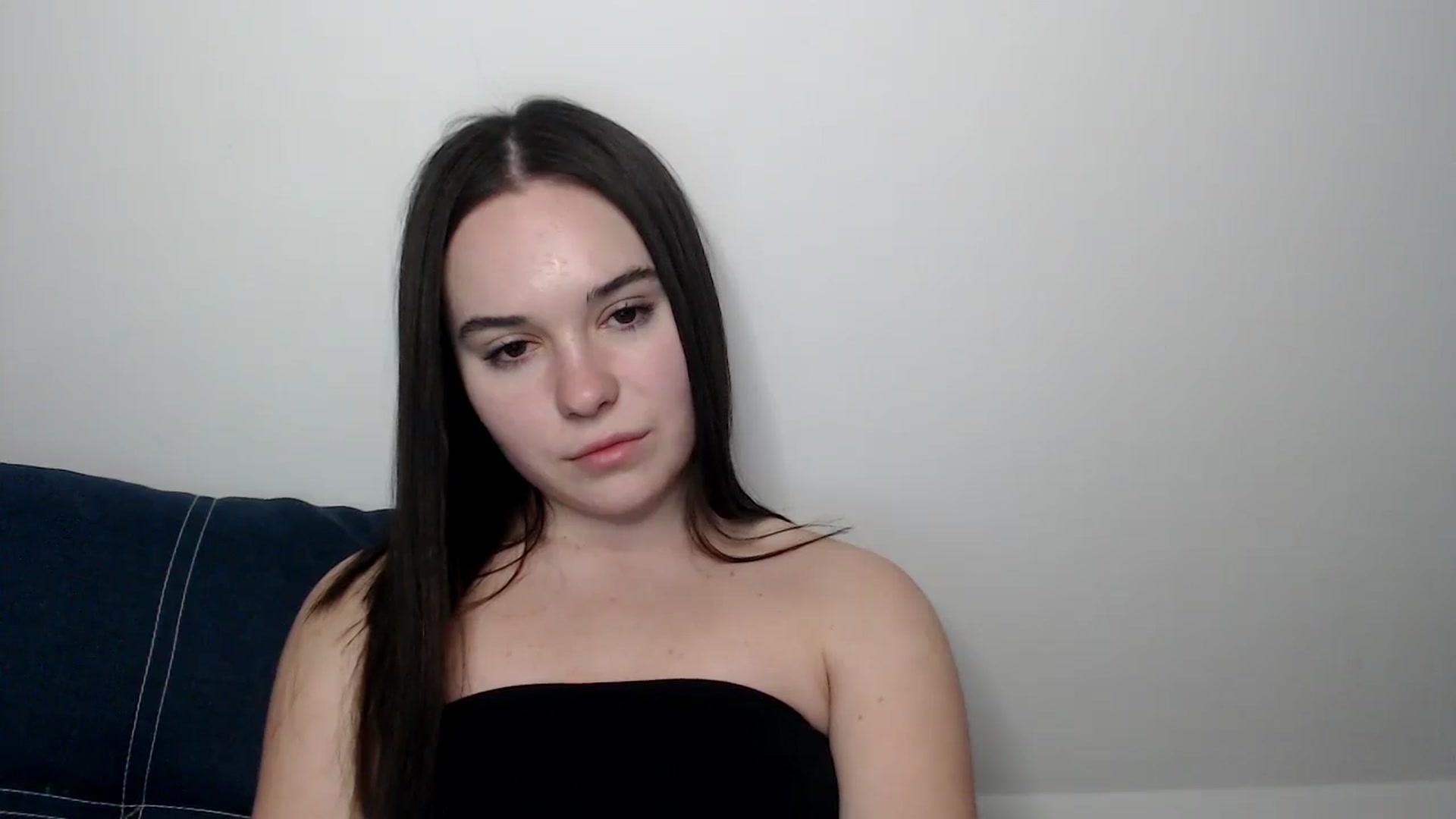 Gallery image thumbnail from Dreamies's myfreecams stream on, 03/13/2025, 20:47 image 4 of 20