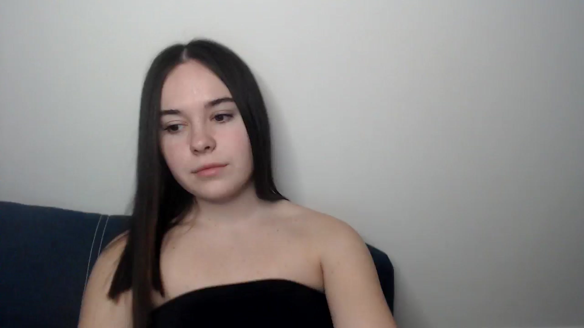 Gallery image thumbnail from Dreamies's myfreecams stream on, 03/14/2025, 16:27 image 15 of 20