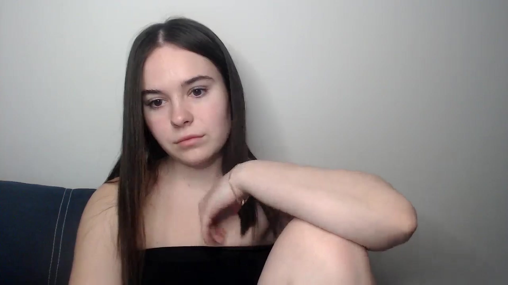 Gallery image thumbnail from Dreamies's myfreecams stream on, 03/14/2025, 17:29 image 11 of 20