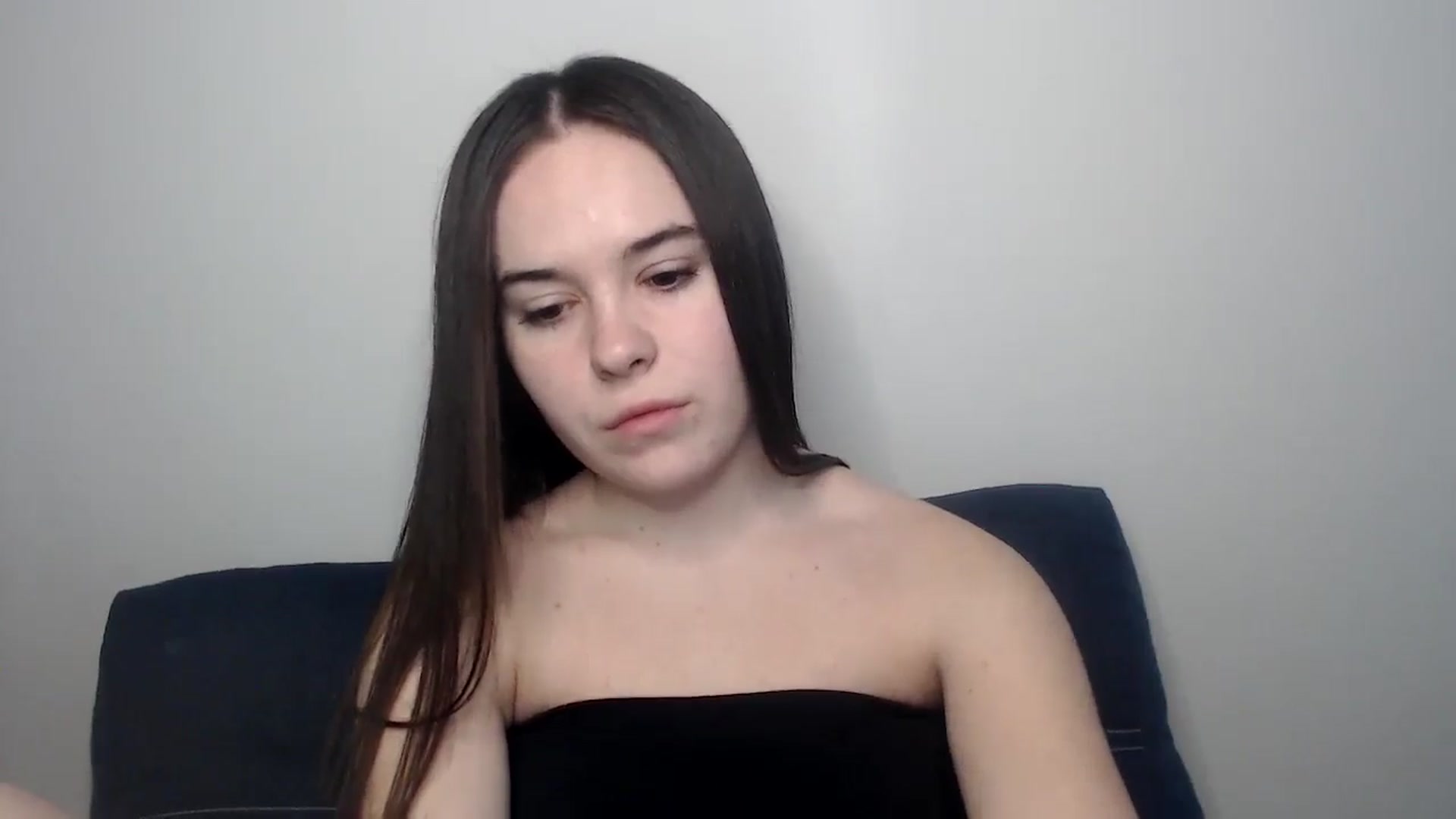Gallery image thumbnail from Dreamies's myfreecams stream on, 03/18/2025, 15:58 image 4 of 20
