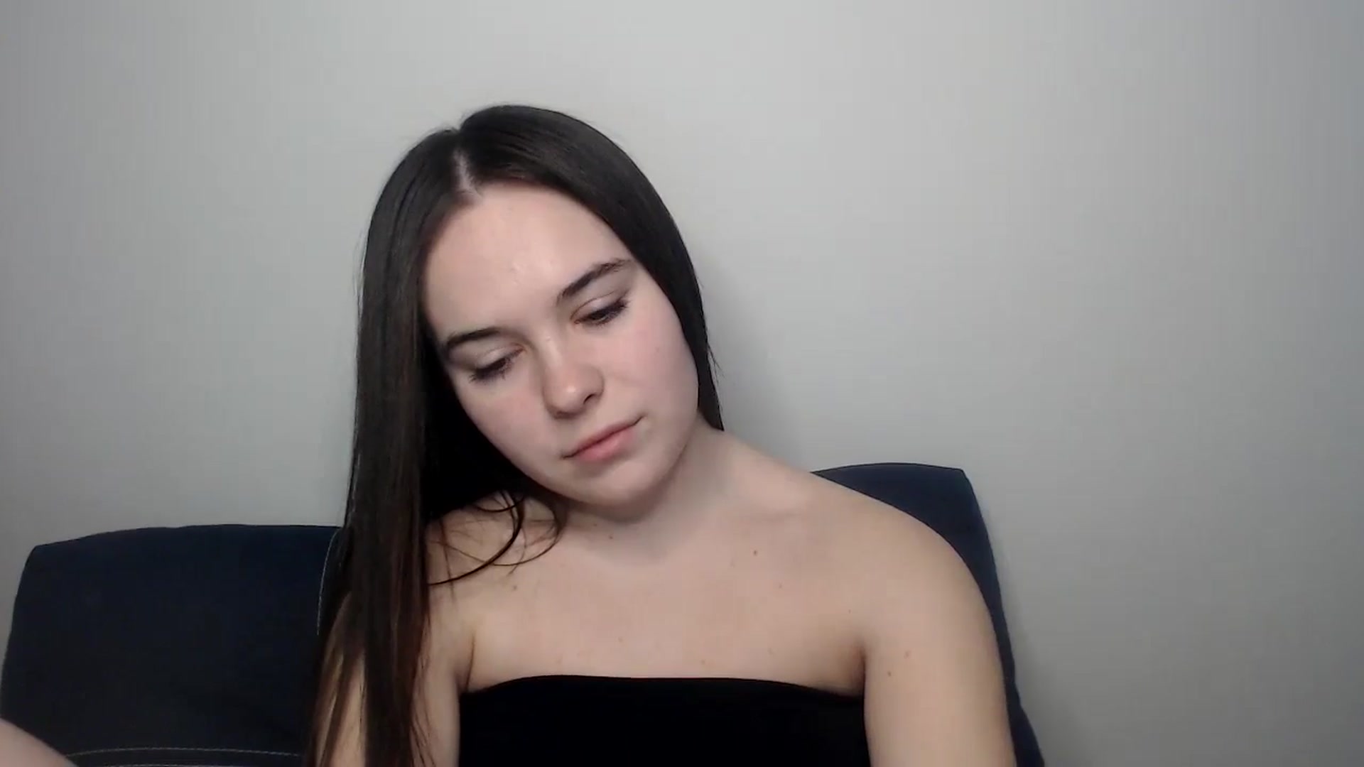Gallery image thumbnail from Dreamies's myfreecams stream on, 03/18/2025, 15:58 image 16 of 20