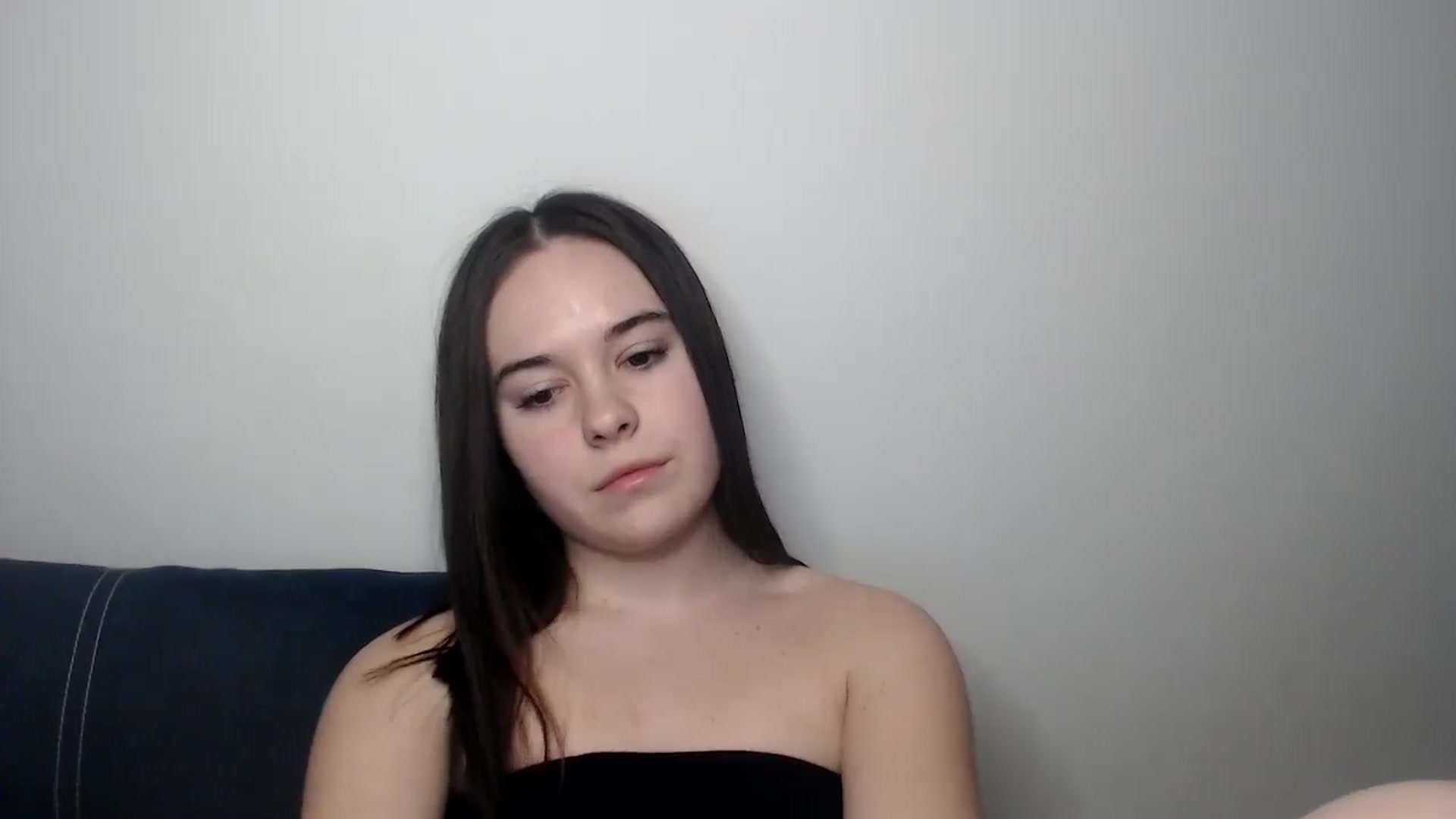 Gallery image thumbnail from Dreamies's myfreecams stream on, 03/18/2025, 17:30 image 6 of 20