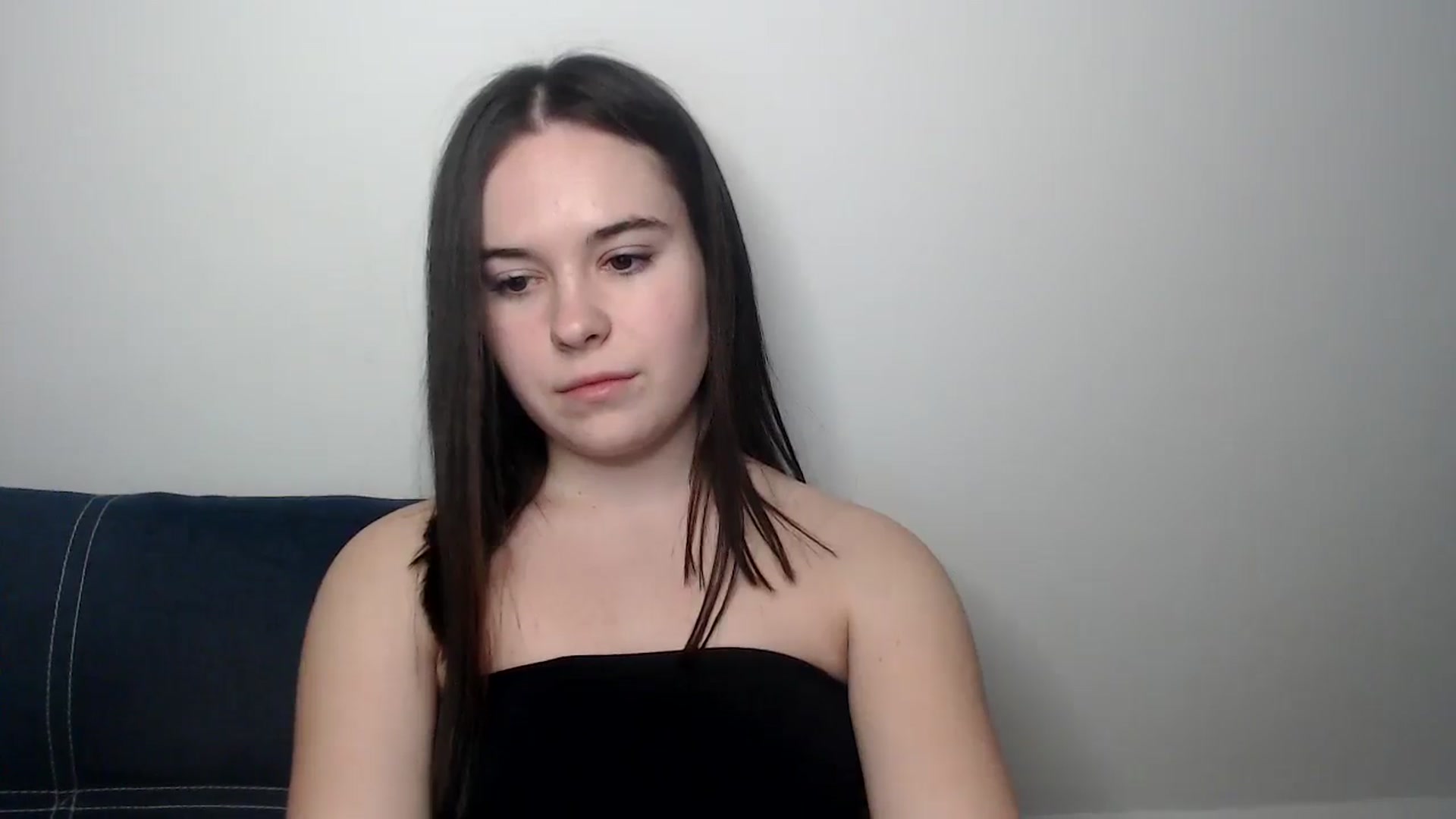 Gallery image thumbnail from Dreamies's myfreecams stream on, 03/18/2025, 17:30 image 17 of 20