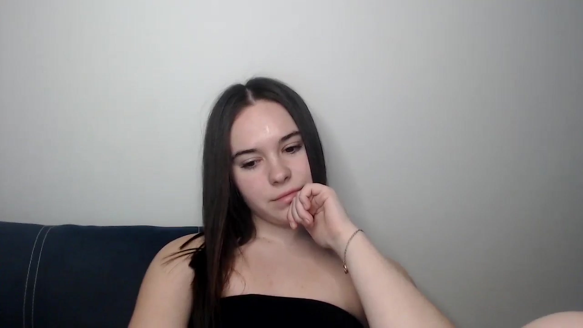 Gallery image thumbnail from Dreamies's myfreecams stream on, 03/18/2025, 17:30 image 5 of 20