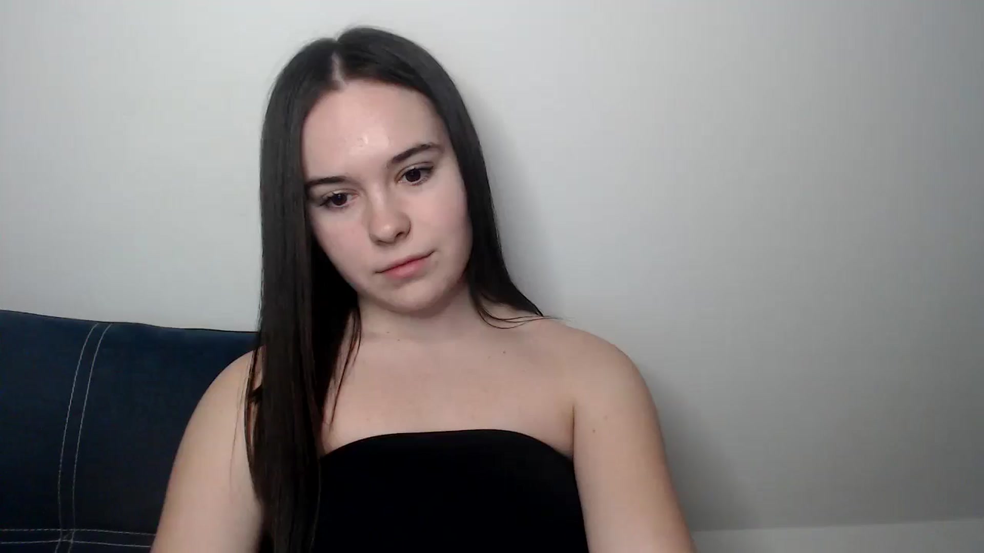 Gallery image thumbnail from Dreamies's myfreecams stream on, 03/18/2025, 18:08 image 8 of 20