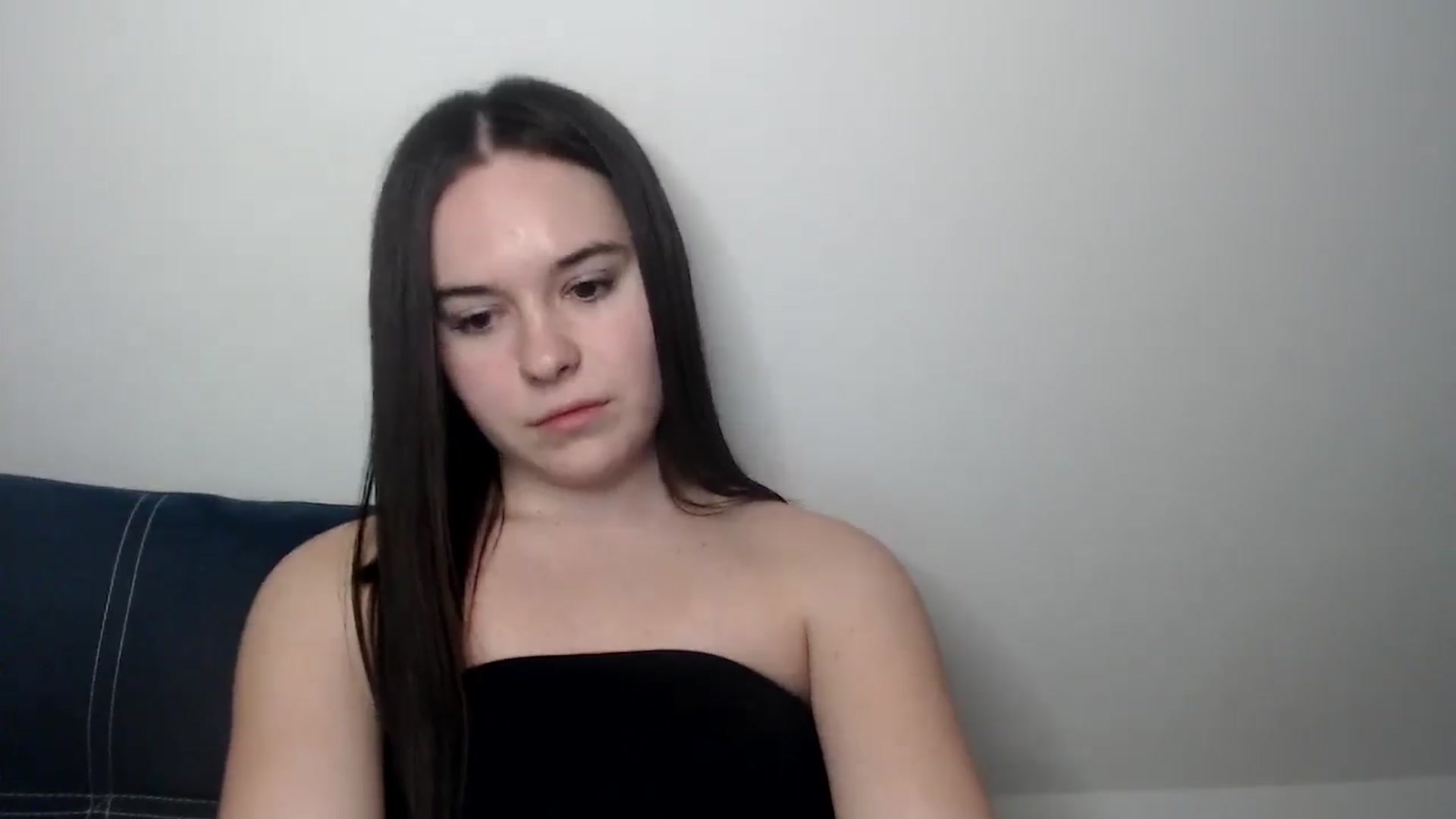 Gallery image thumbnail from Dreamies's myfreecams stream on, 03/18/2025, 18:08 image 13 of 20