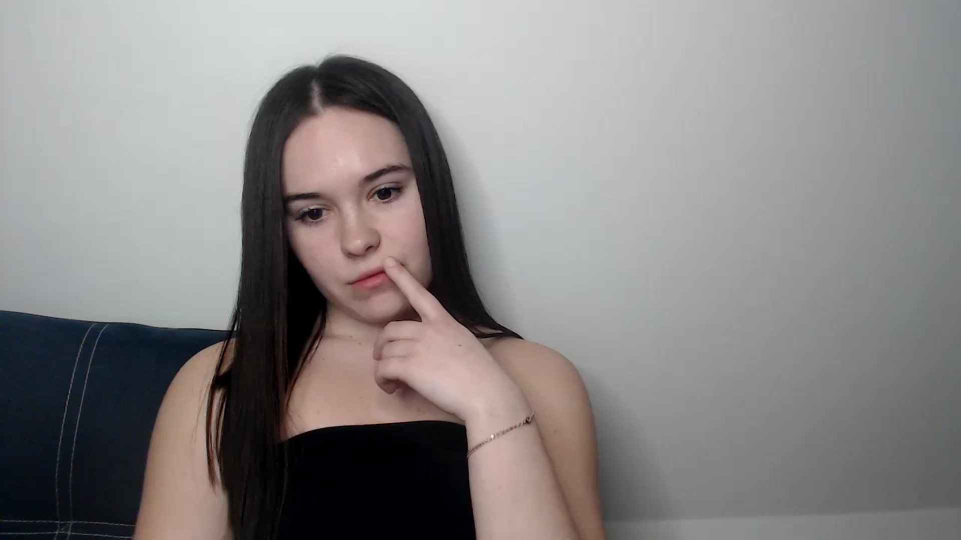 Gallery image thumbnail from Dreamies's myfreecams stream on, 03/18/2025, 18:08 image 20 of 20