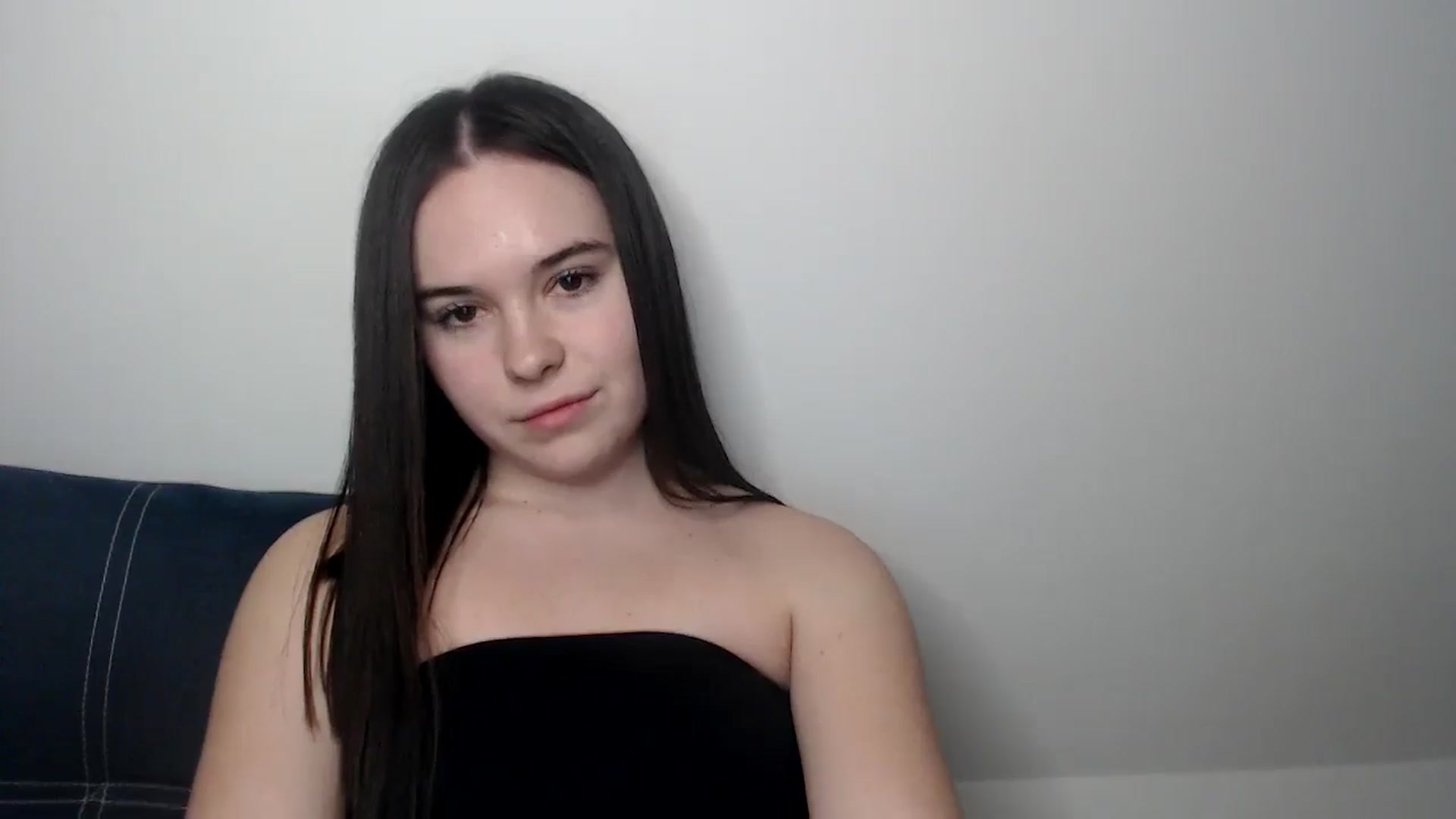 Gallery image thumbnail from Dreamies's myfreecams stream on, 03/18/2025, 18:08 image 18 of 20
