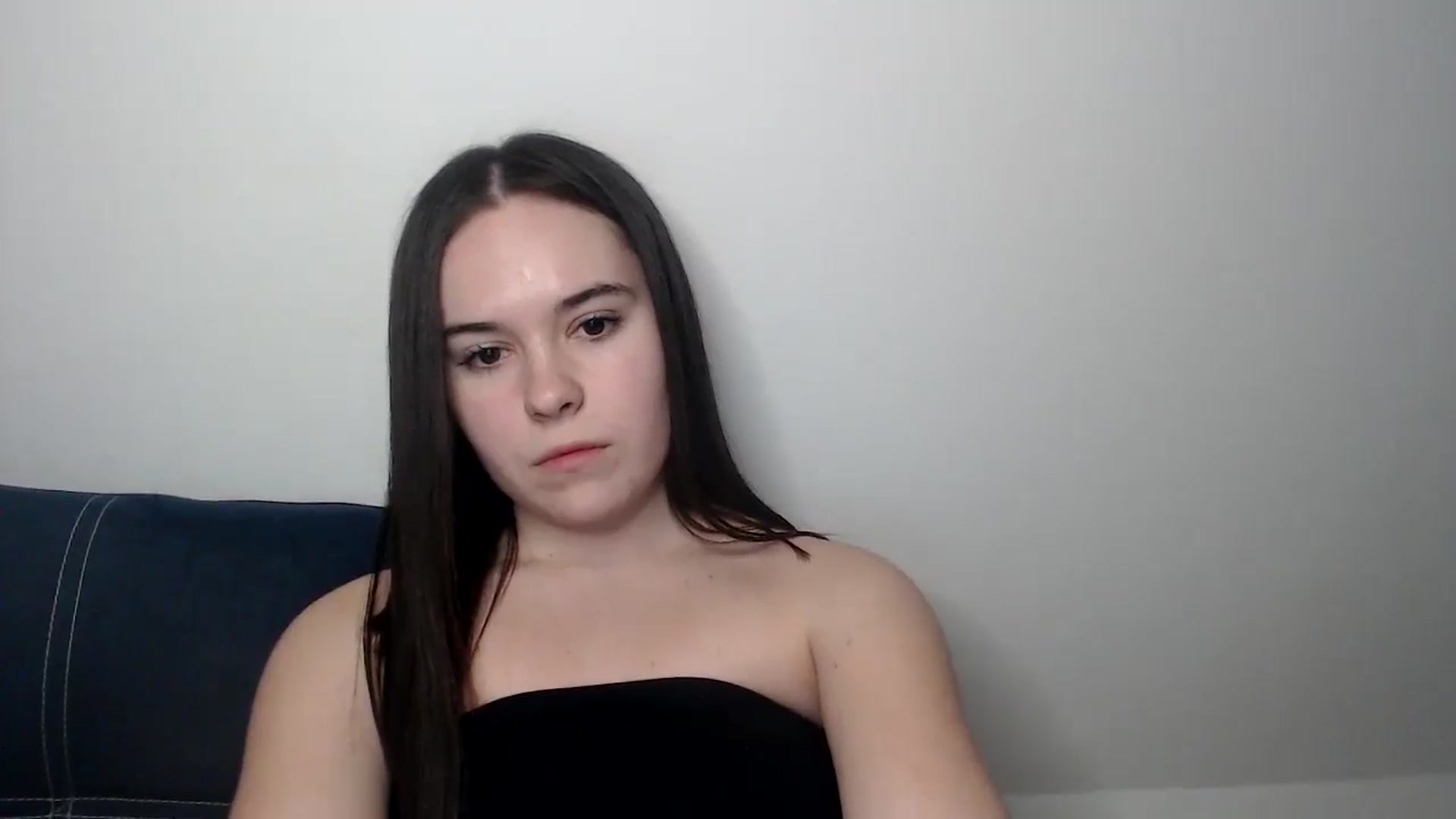 Gallery image thumbnail from Dreamies's myfreecams stream on, 03/18/2025, 18:08 image 2 of 20