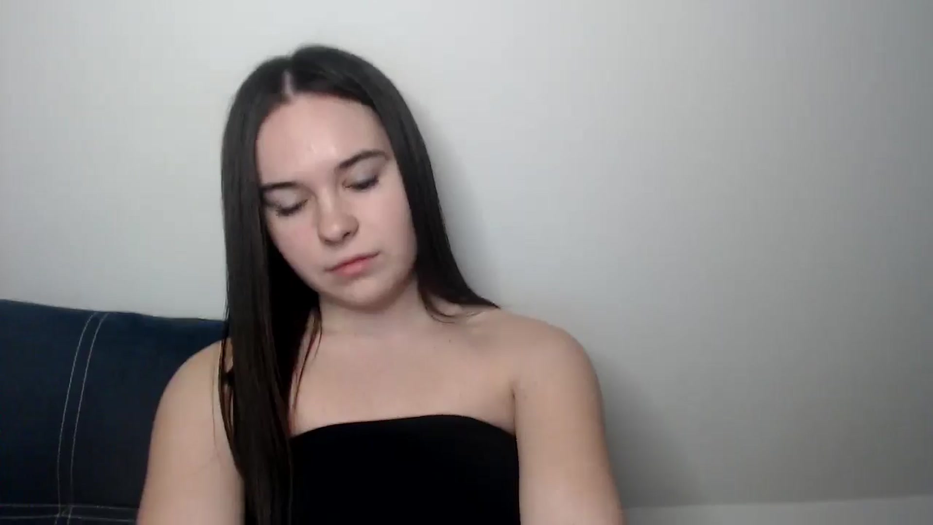 Gallery image thumbnail from Dreamies's myfreecams stream on, 03/18/2025, 18:08 image 10 of 20