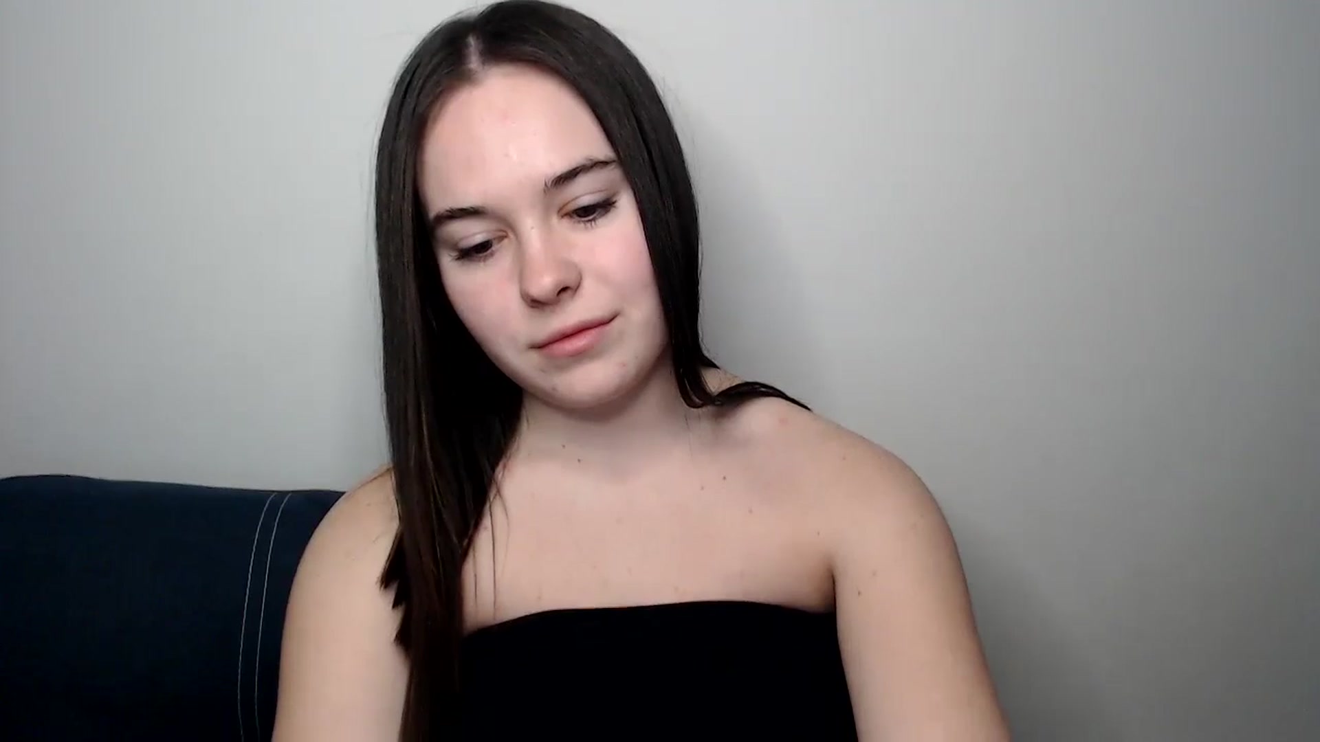 Gallery image thumbnail from Dreamies's myfreecams stream on, 03/19/2025, 16:34 image 11 of 20