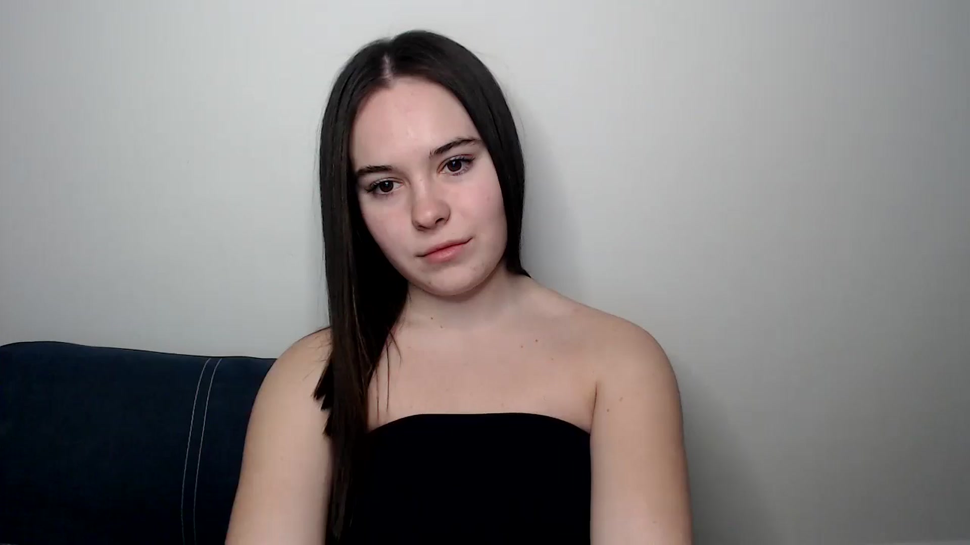 Gallery image thumbnail from Dreamies's myfreecams stream on, 03/19/2025, 16:34 image 12 of 20