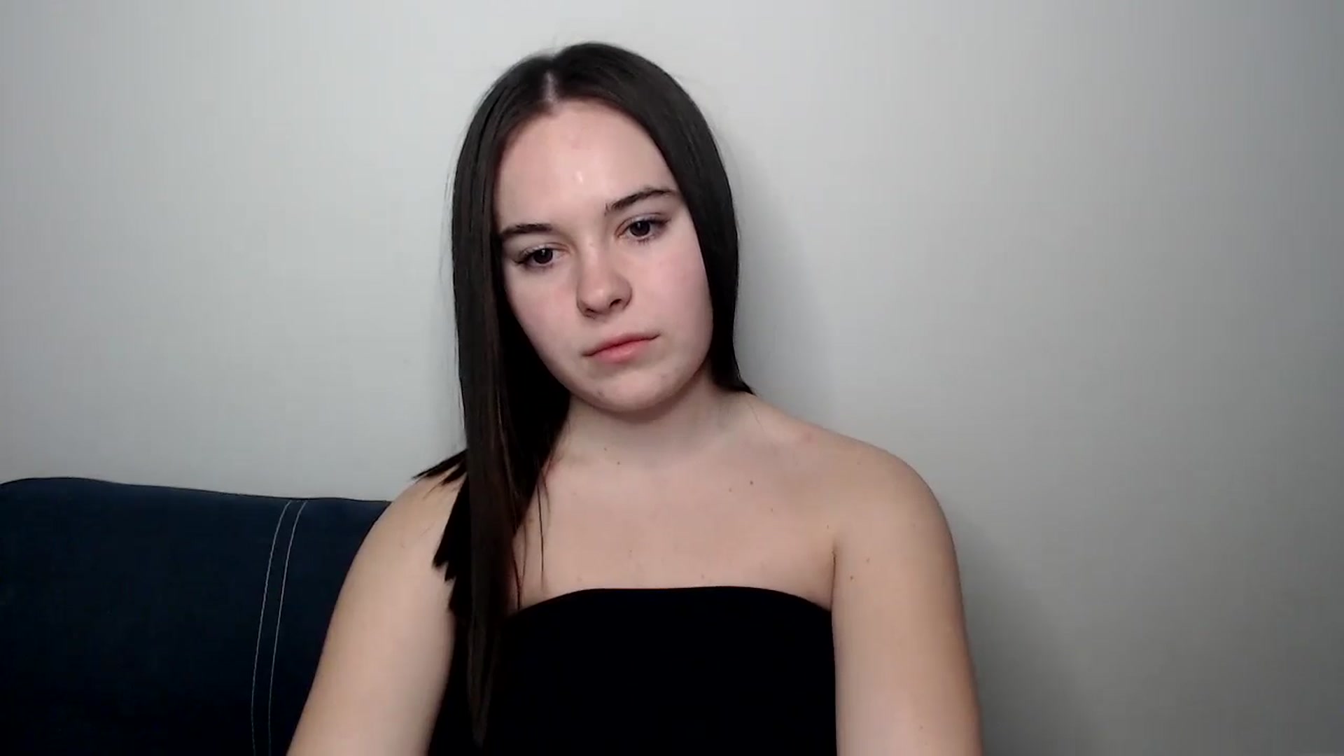Gallery image thumbnail from Dreamies's myfreecams stream on, 03/19/2025, 16:34 image 5 of 20