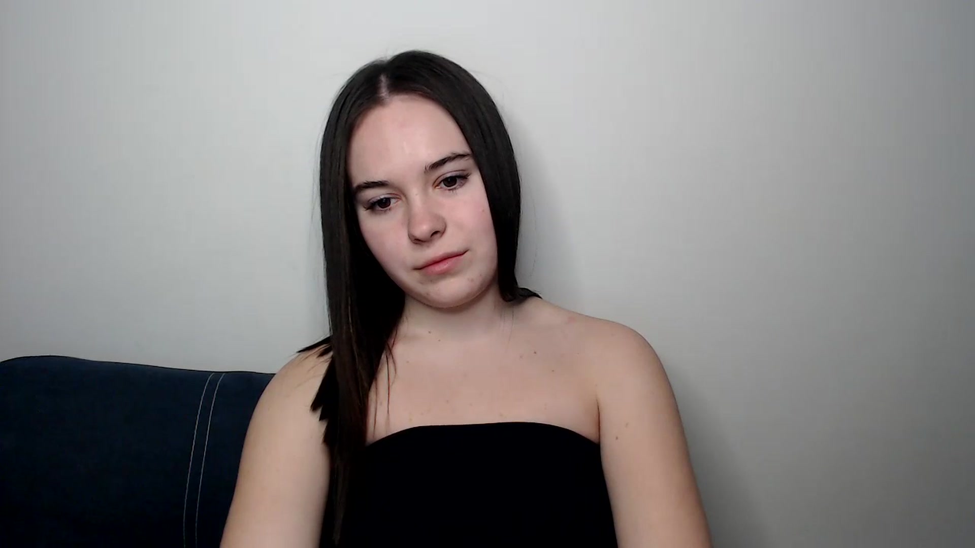 Gallery image thumbnail from Dreamies's myfreecams stream on, 03/19/2025, 16:34 image 6 of 20