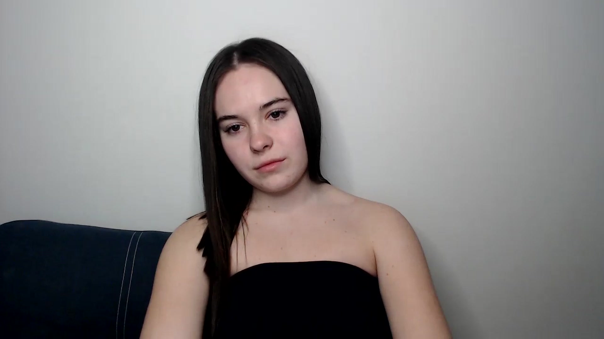 Gallery image thumbnail from Dreamies's myfreecams stream on, 03/19/2025, 16:34 image 8 of 20