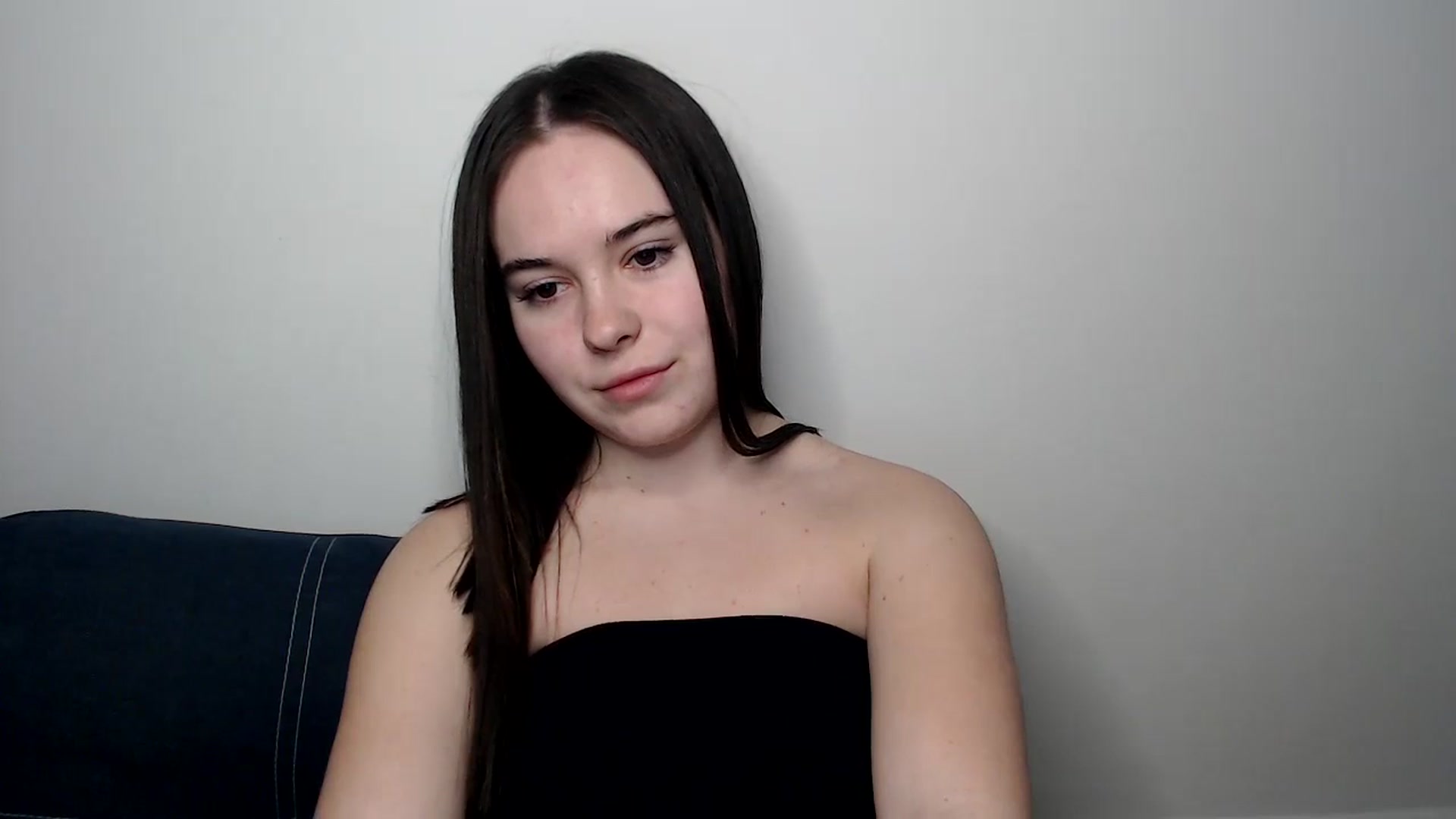 Gallery image thumbnail from Dreamies's myfreecams stream on, 03/19/2025, 16:34 image 17 of 20