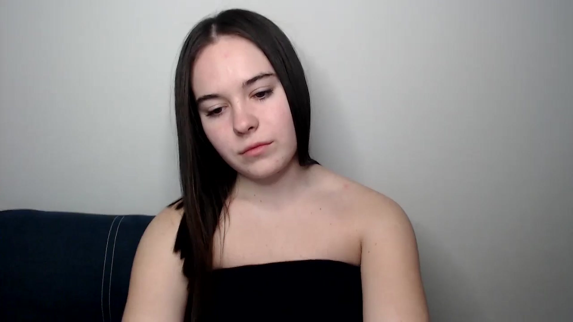 Gallery image thumbnail from Dreamies's myfreecams stream on, 03/19/2025, 16:34 image 3 of 20