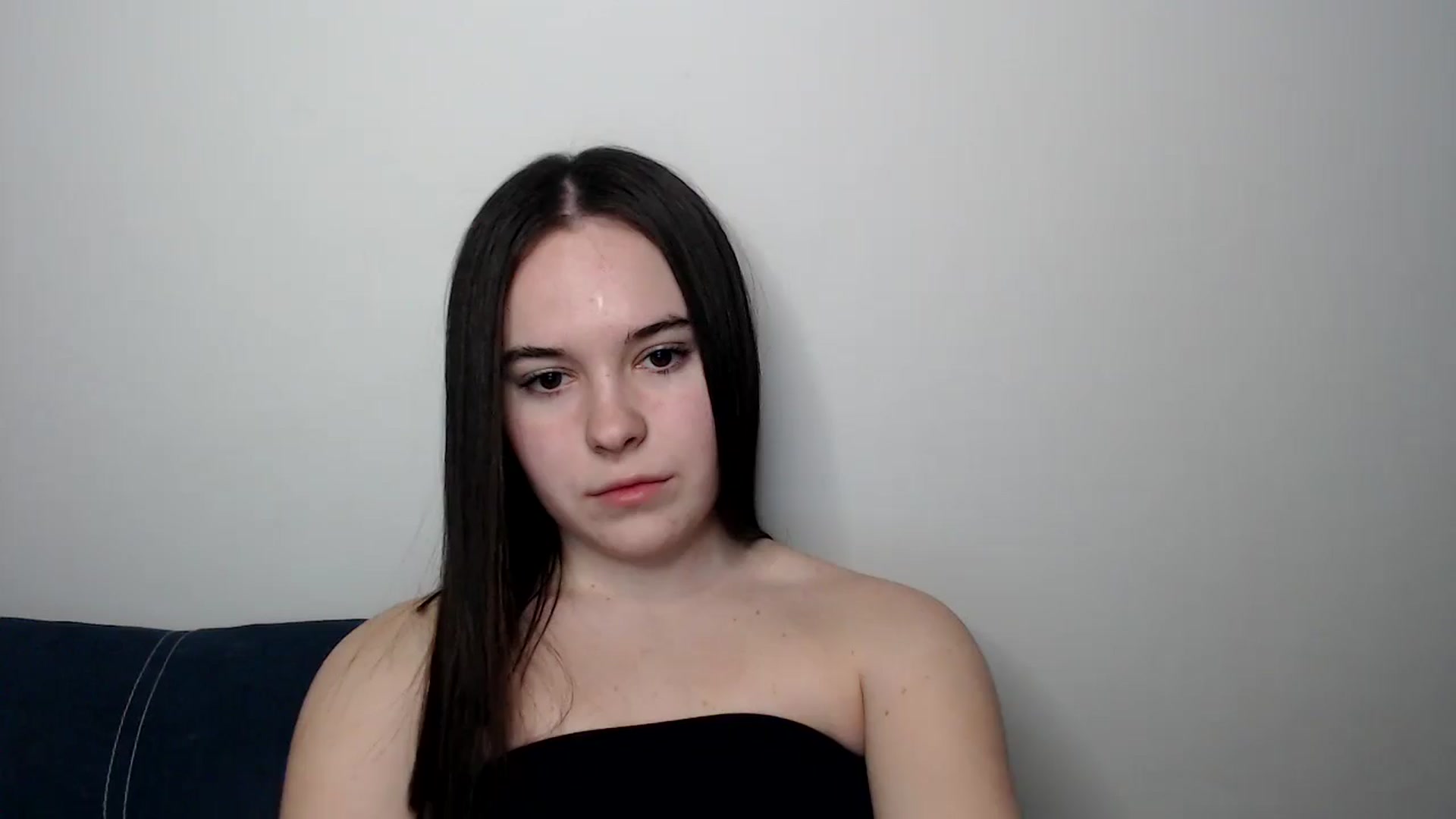 Gallery image thumbnail from Dreamies's myfreecams stream on, 03/19/2025, 18:07 image 1 of 20