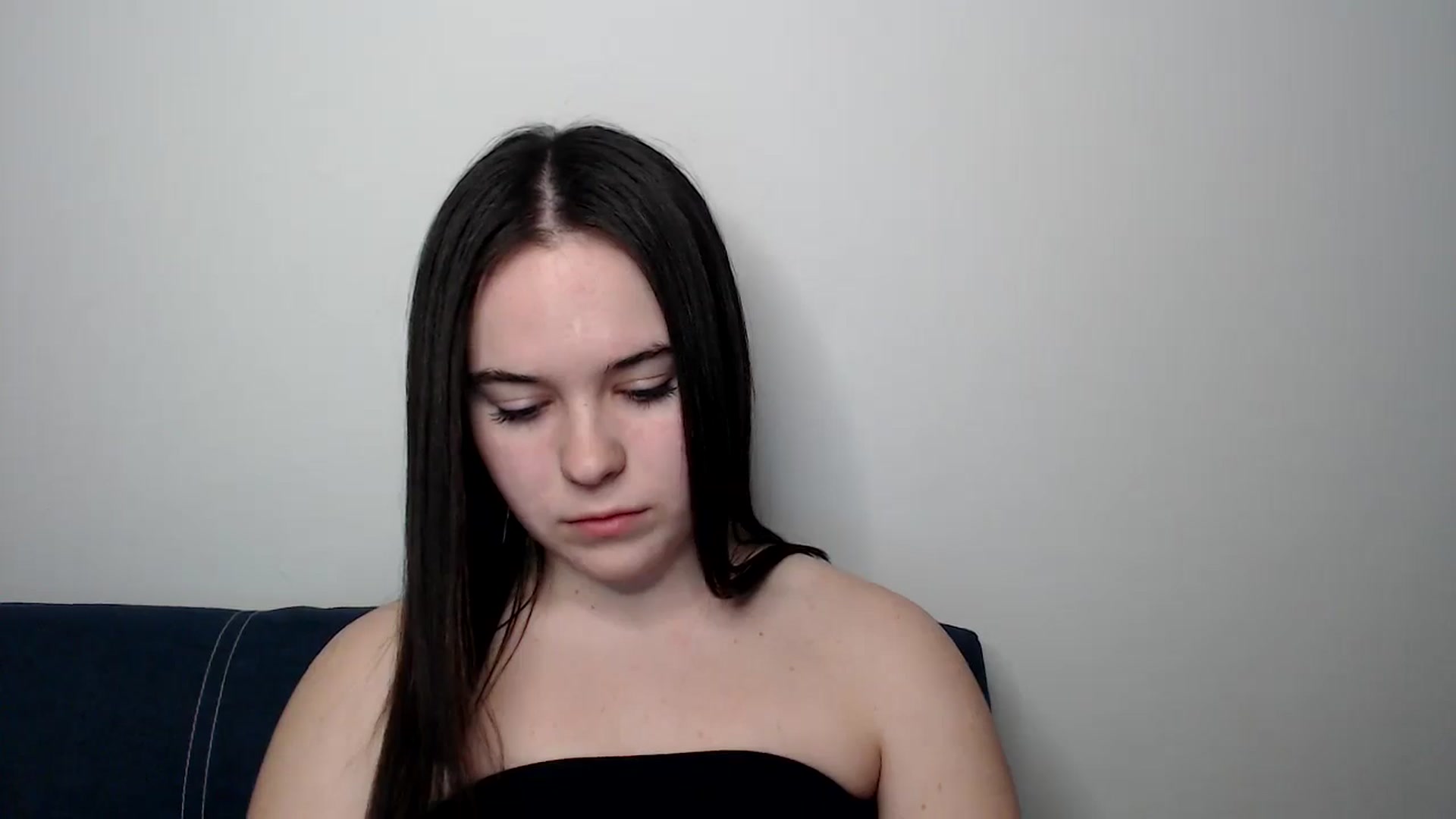 Gallery image thumbnail from Dreamies's myfreecams stream on, 03/19/2025, 18:07 image 8 of 20