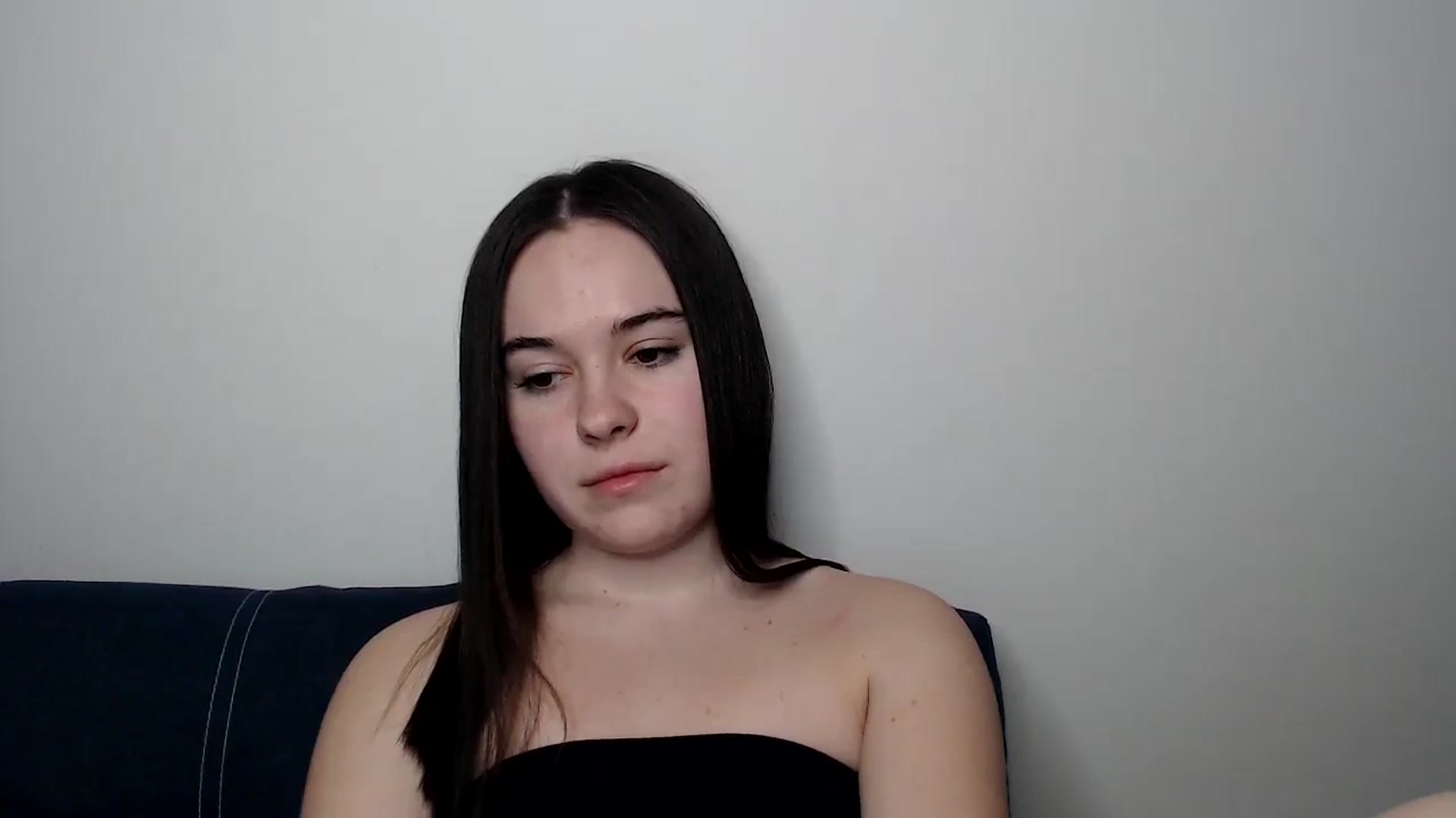 Gallery image thumbnail from Dreamies's myfreecams stream on, 03/19/2025, 18:25 image 14 of 20