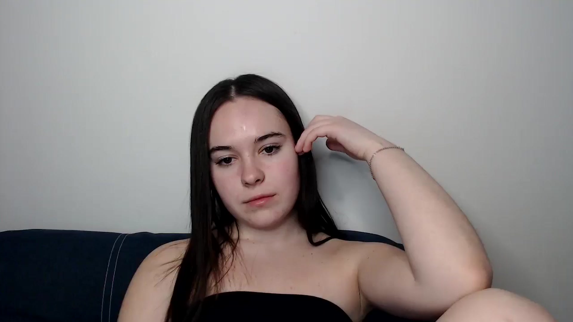 Gallery image thumbnail from Dreamies's myfreecams stream on, 03/19/2025, 18:52 image 20 of 20