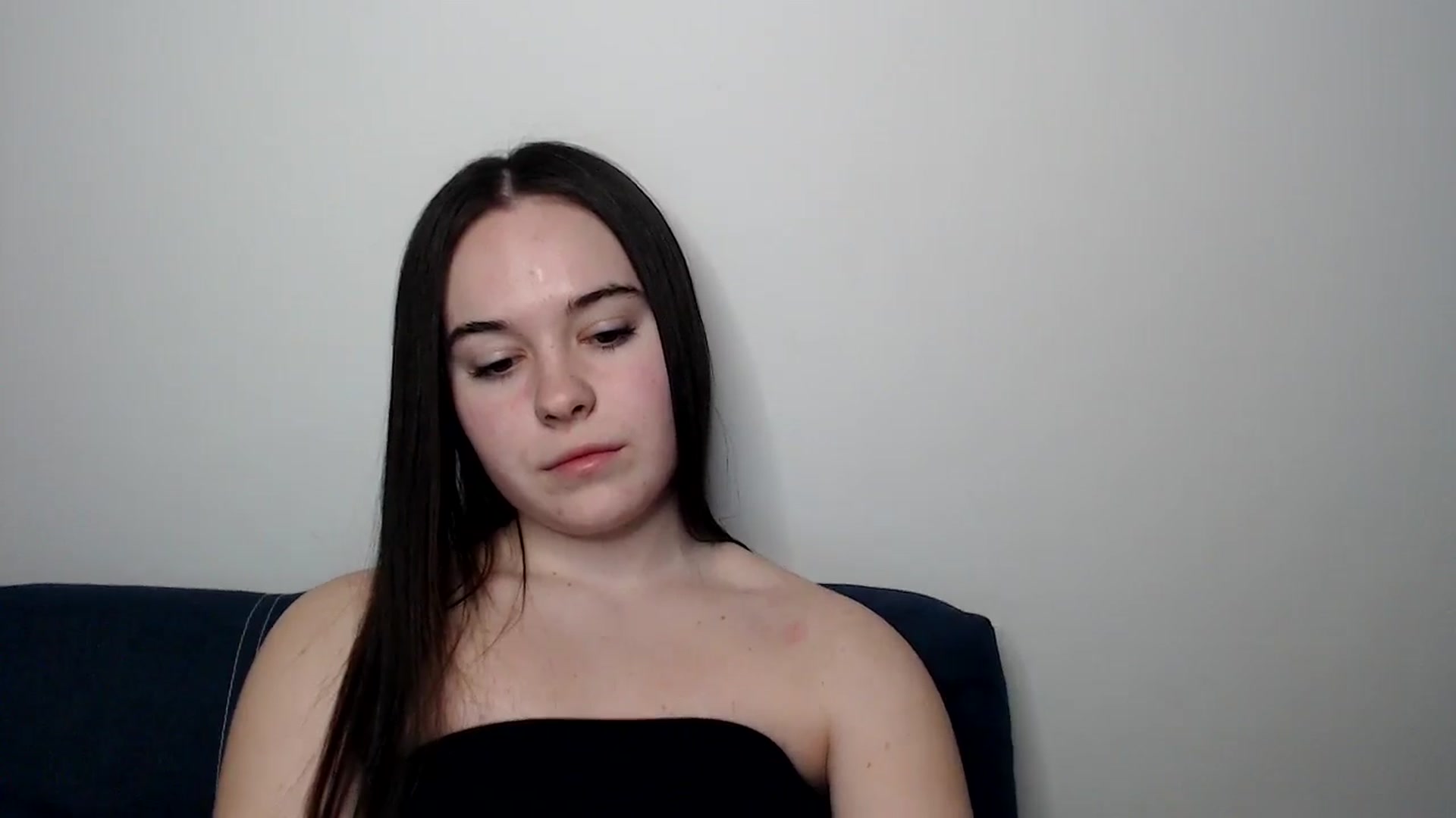 Gallery image thumbnail from Dreamies's myfreecams stream on, 03/19/2025, 18:52 image 15 of 20