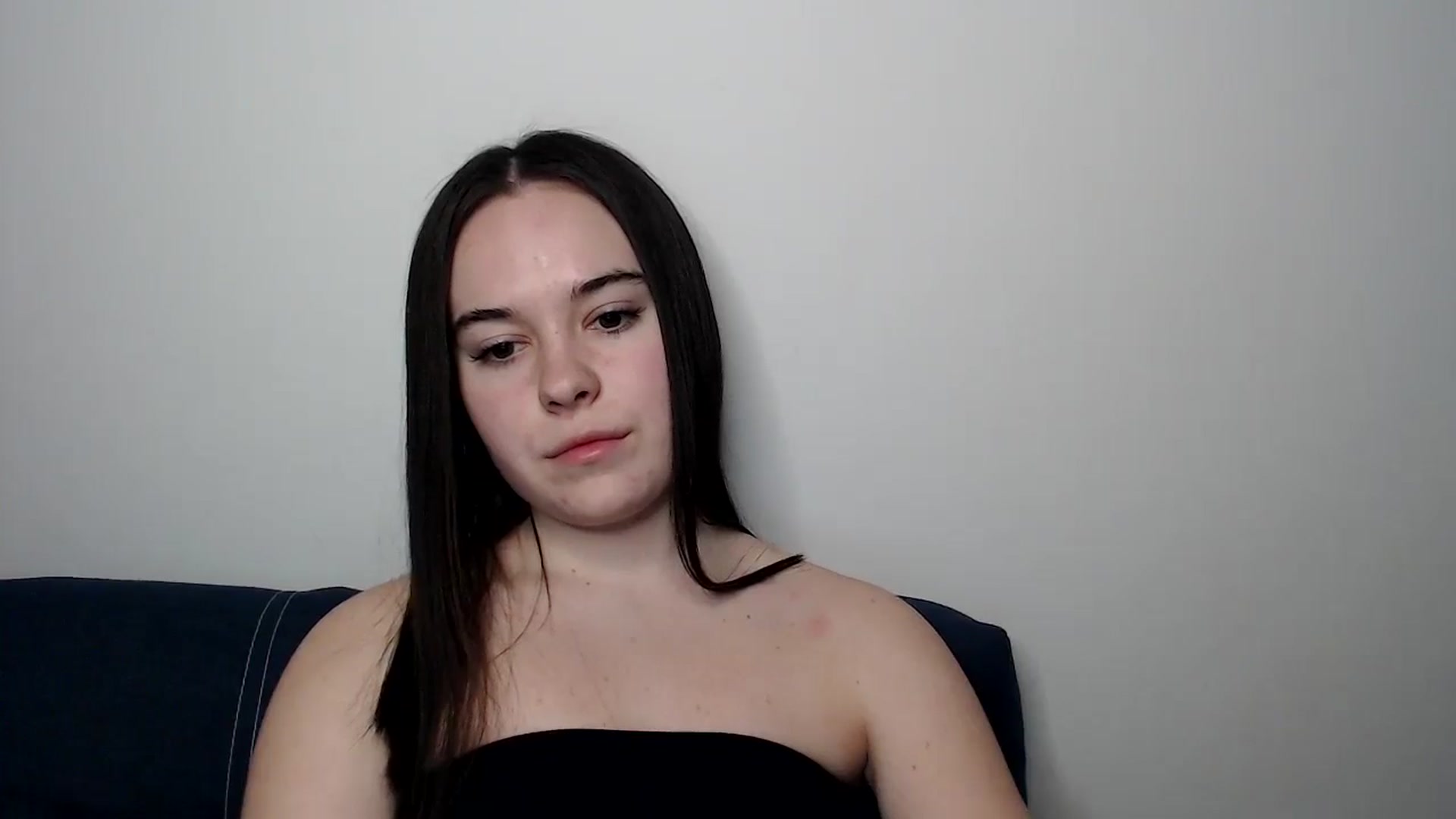 Gallery image thumbnail from Dreamies's myfreecams stream on, 03/19/2025, 18:52 image 13 of 20
