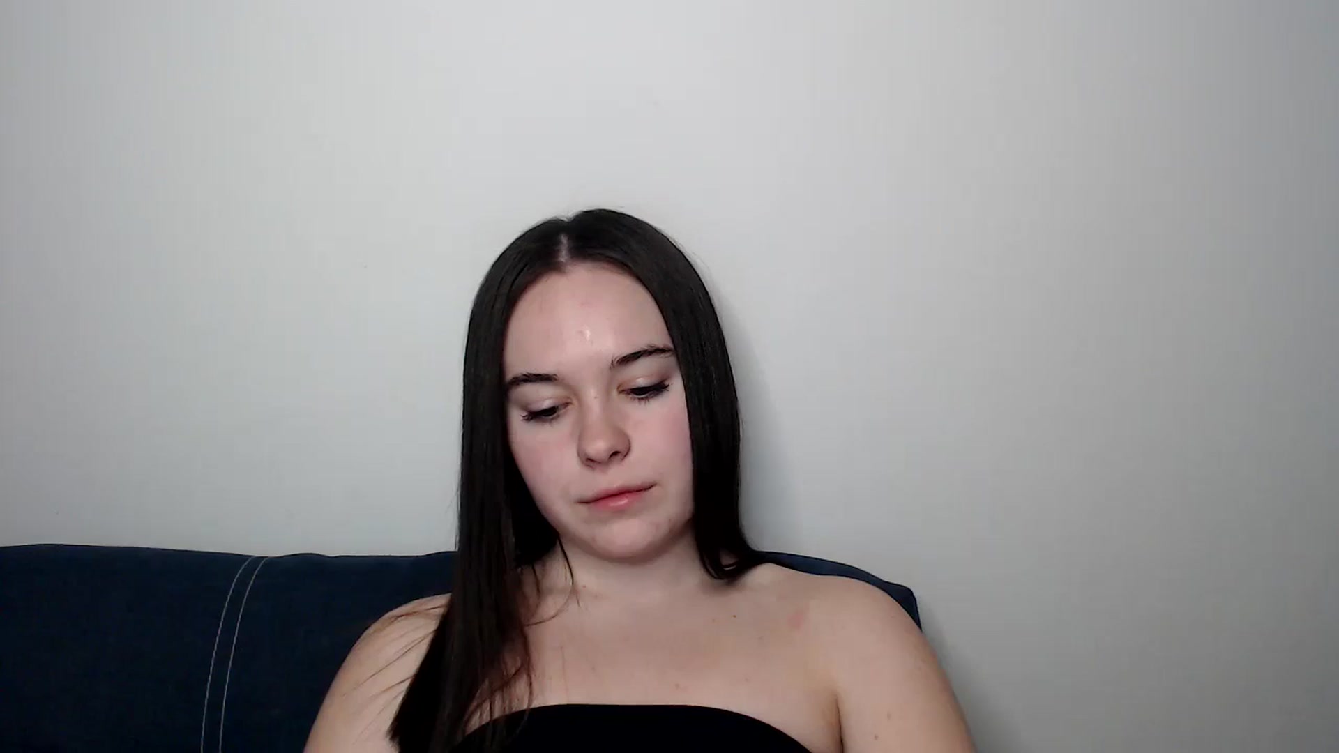 Gallery image thumbnail from Dreamies's myfreecams stream on, 03/19/2025, 18:52 image 10 of 20