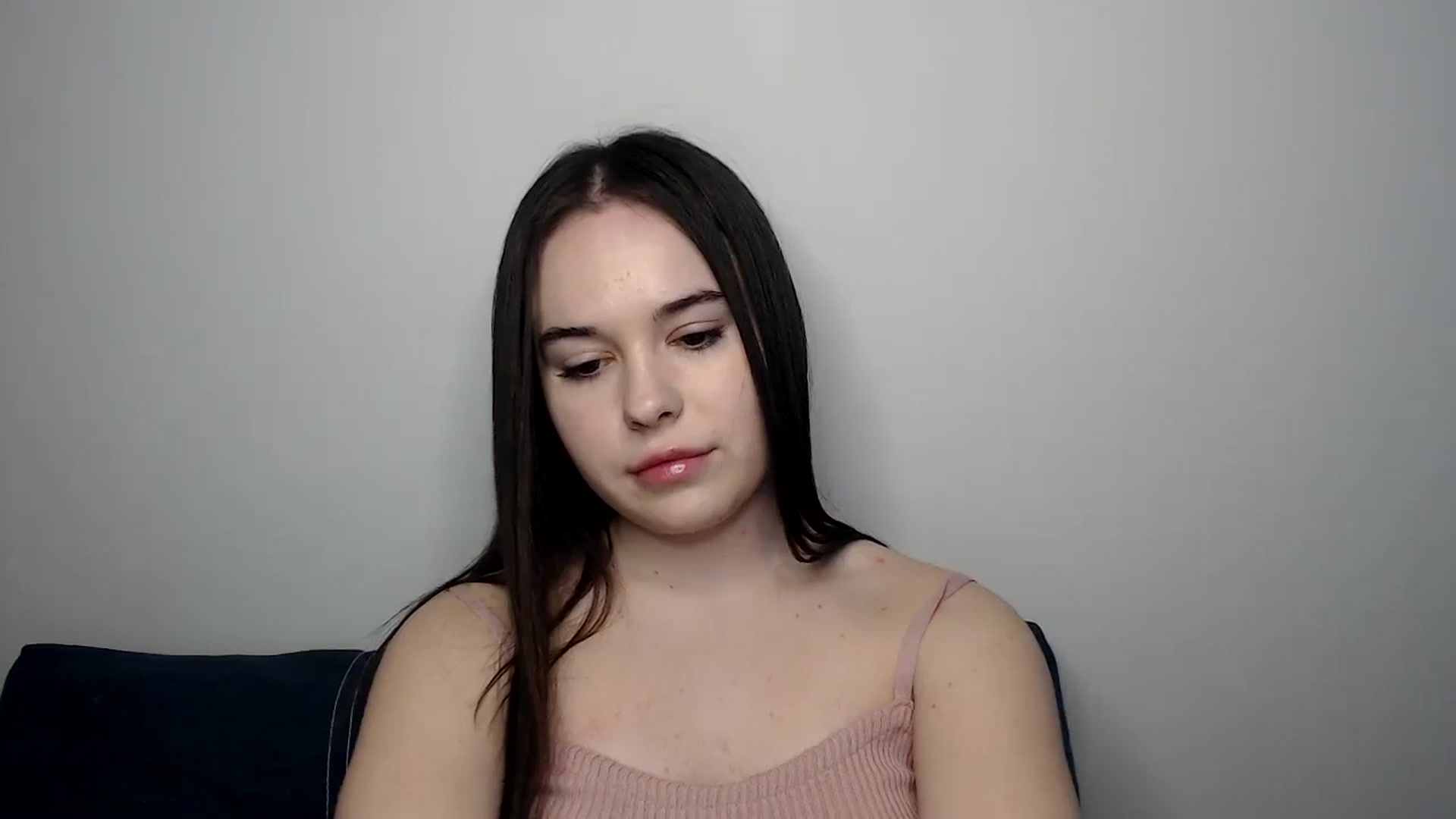 Gallery image thumbnail from Dreamies's myfreecams stream on, 03/26/2025, 15:53 image 12 of 20