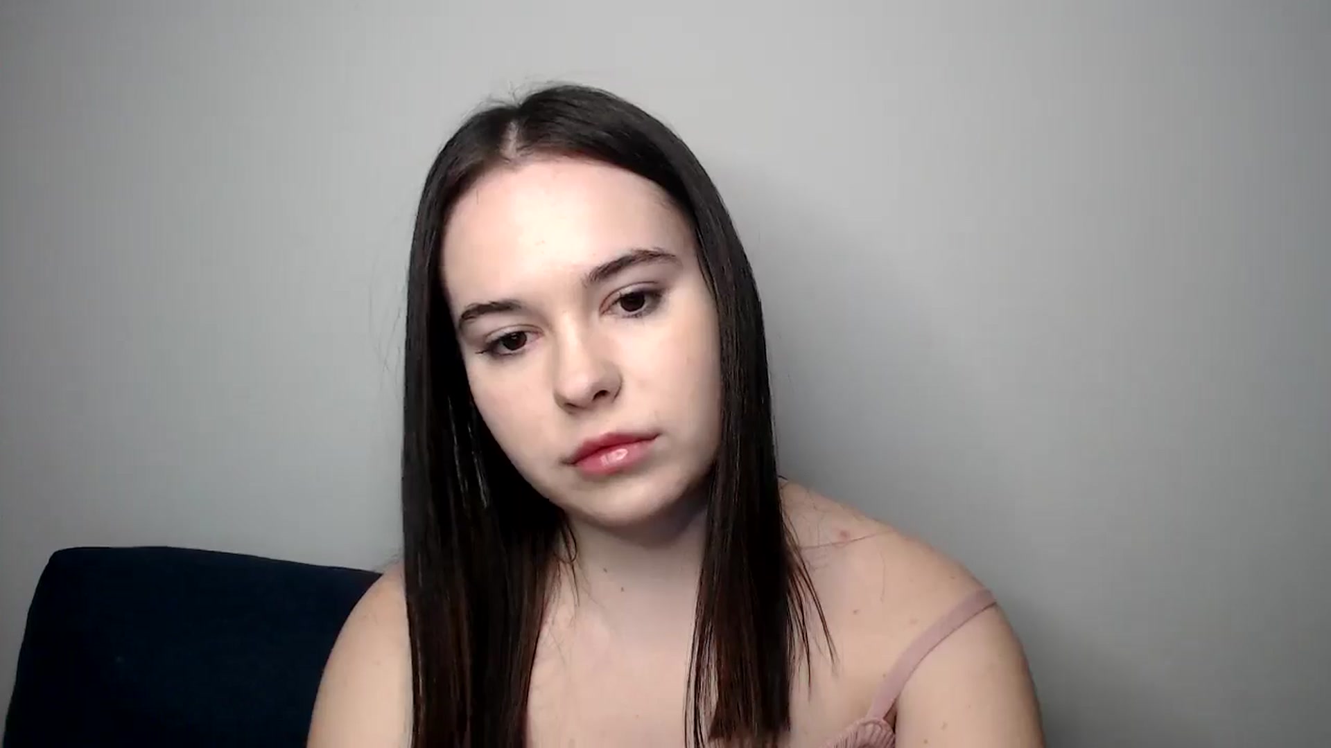 Gallery image thumbnail from Dreamies's myfreecams stream on, 03/26/2025, 18:47 image 4 of 20