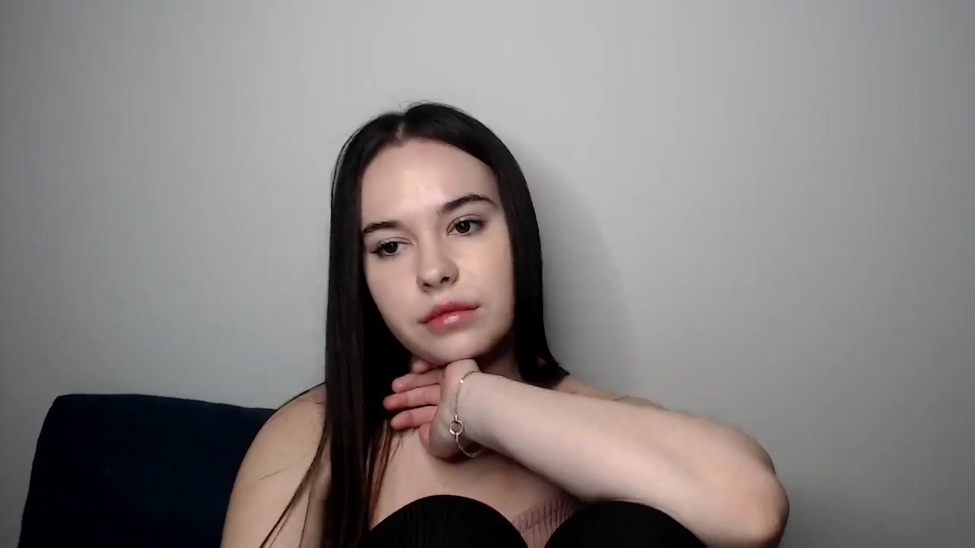 Gallery image thumbnail from Dreamies's myfreecams stream on, 03/26/2025, 18:47 image 14 of 20