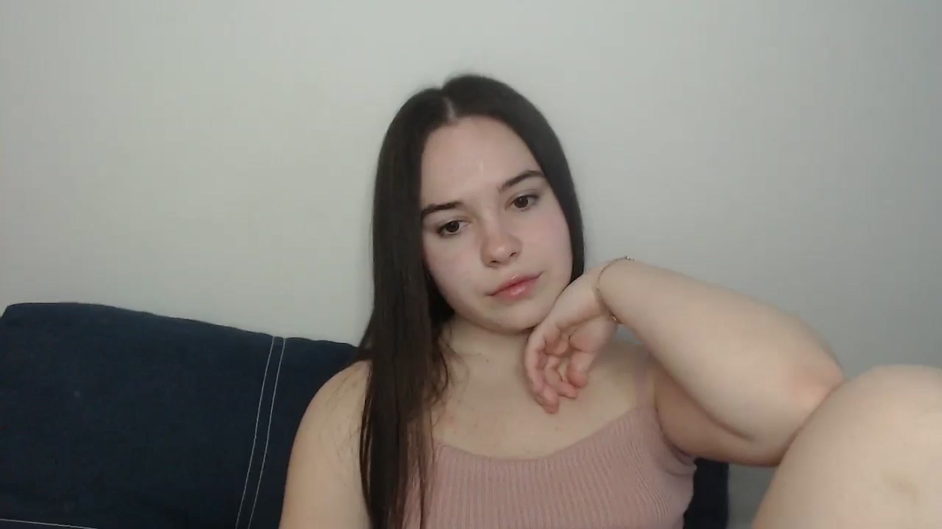 Gallery image thumbnail from Dreamies's myfreecams stream on, 04/21/2025, 15:36 image 13 of 20