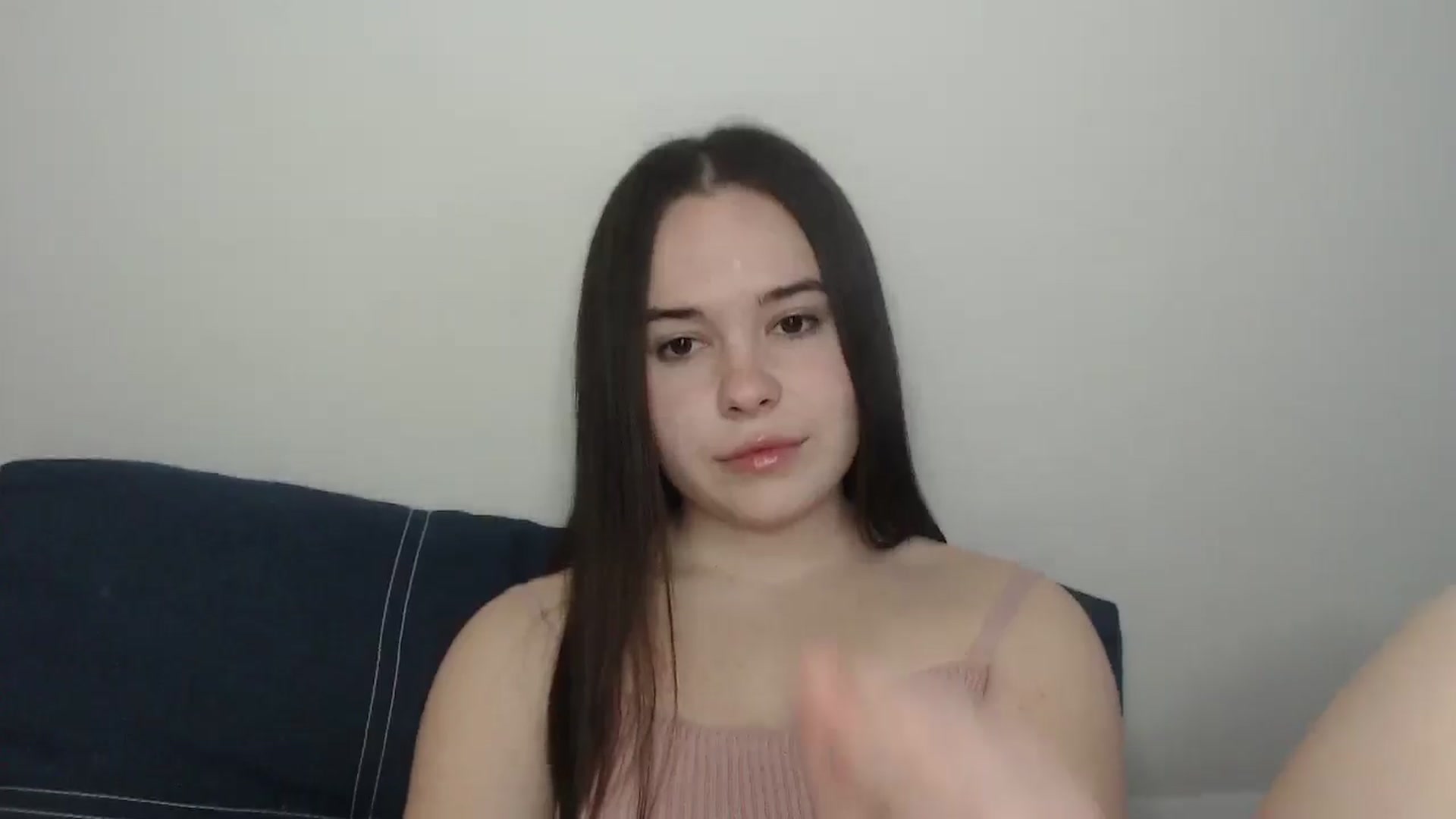 Gallery image thumbnail from Dreamies's myfreecams stream on, 04/21/2025, 15:36 image 2 of 20