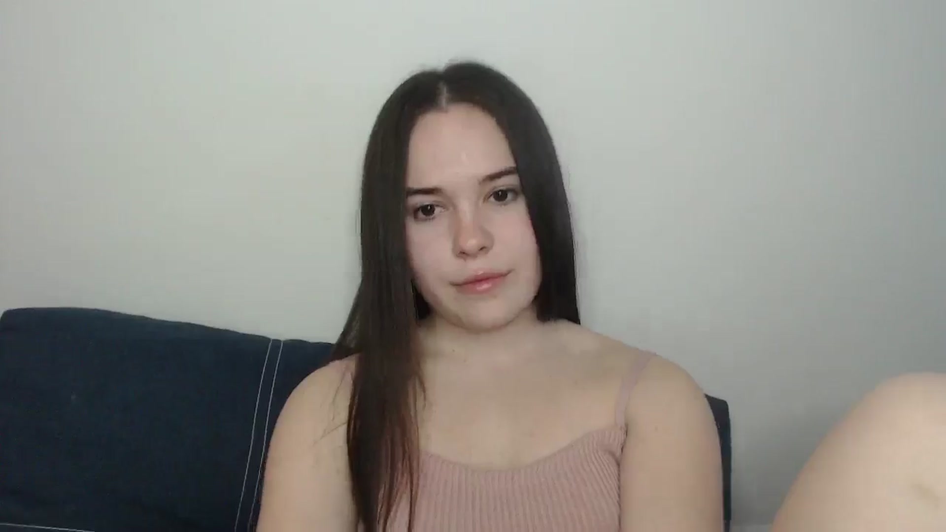 Gallery image thumbnail from Dreamies's myfreecams stream on, 04/21/2025, 15:36 image 11 of 20