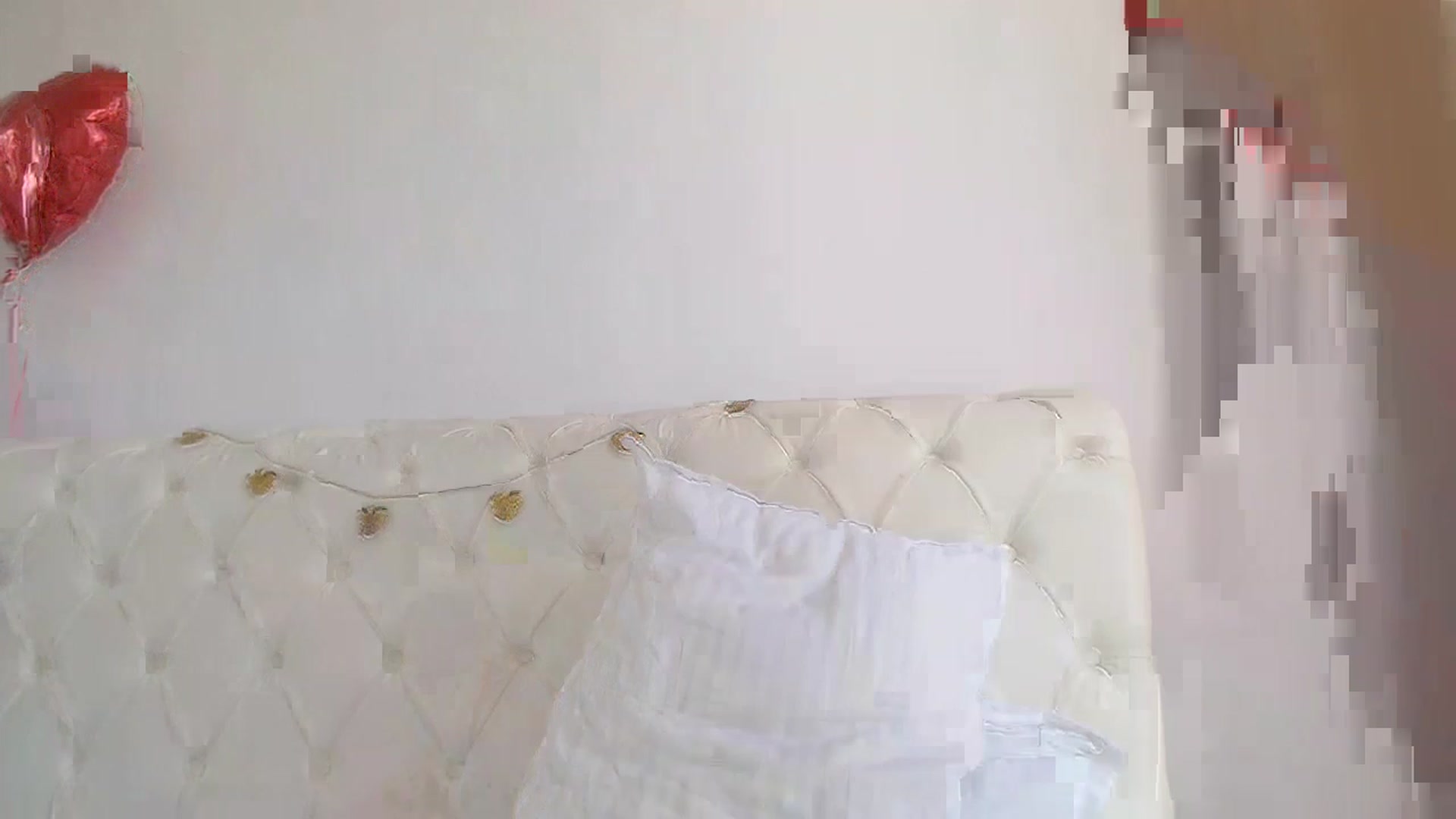 Gallery image thumbnail from Dreamloverrr's myfreecams stream on, 03/18/2023, 12:14 image 4 of 20