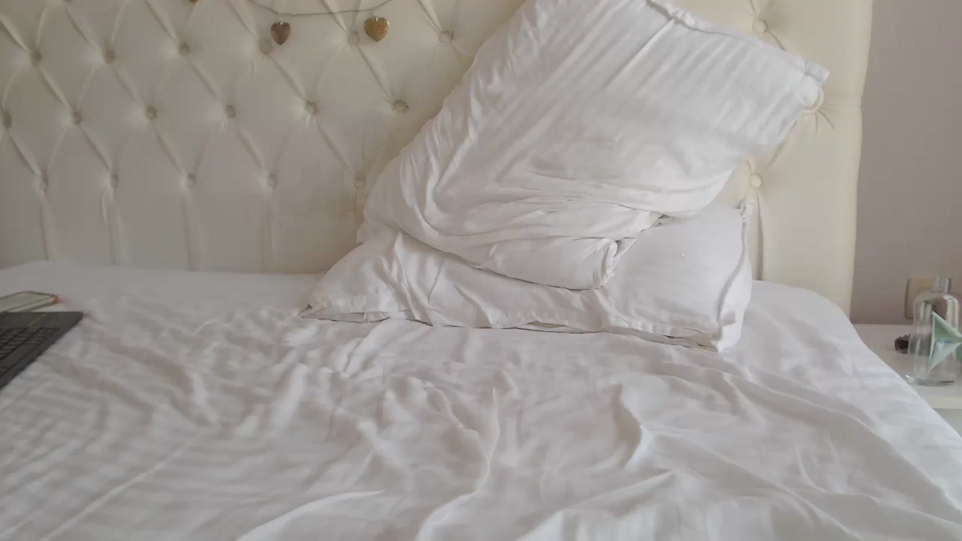 Gallery image thumbnail from Dreamloverrr's myfreecams stream on, 06/22/2023, 12:49 image 19 of 20