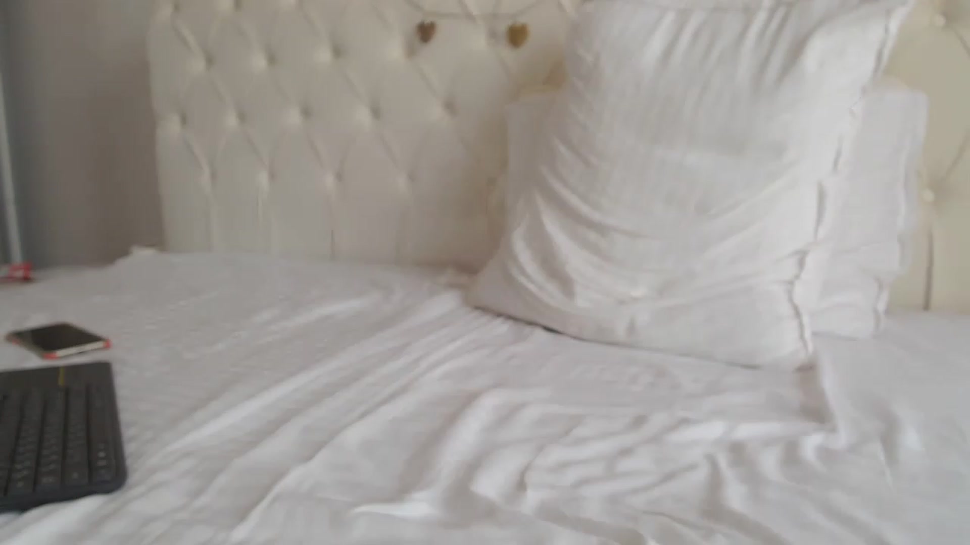 Gallery image thumbnail from Dreamloverrr's myfreecams stream on, 06/24/2023, 12:48 image 15 of 20